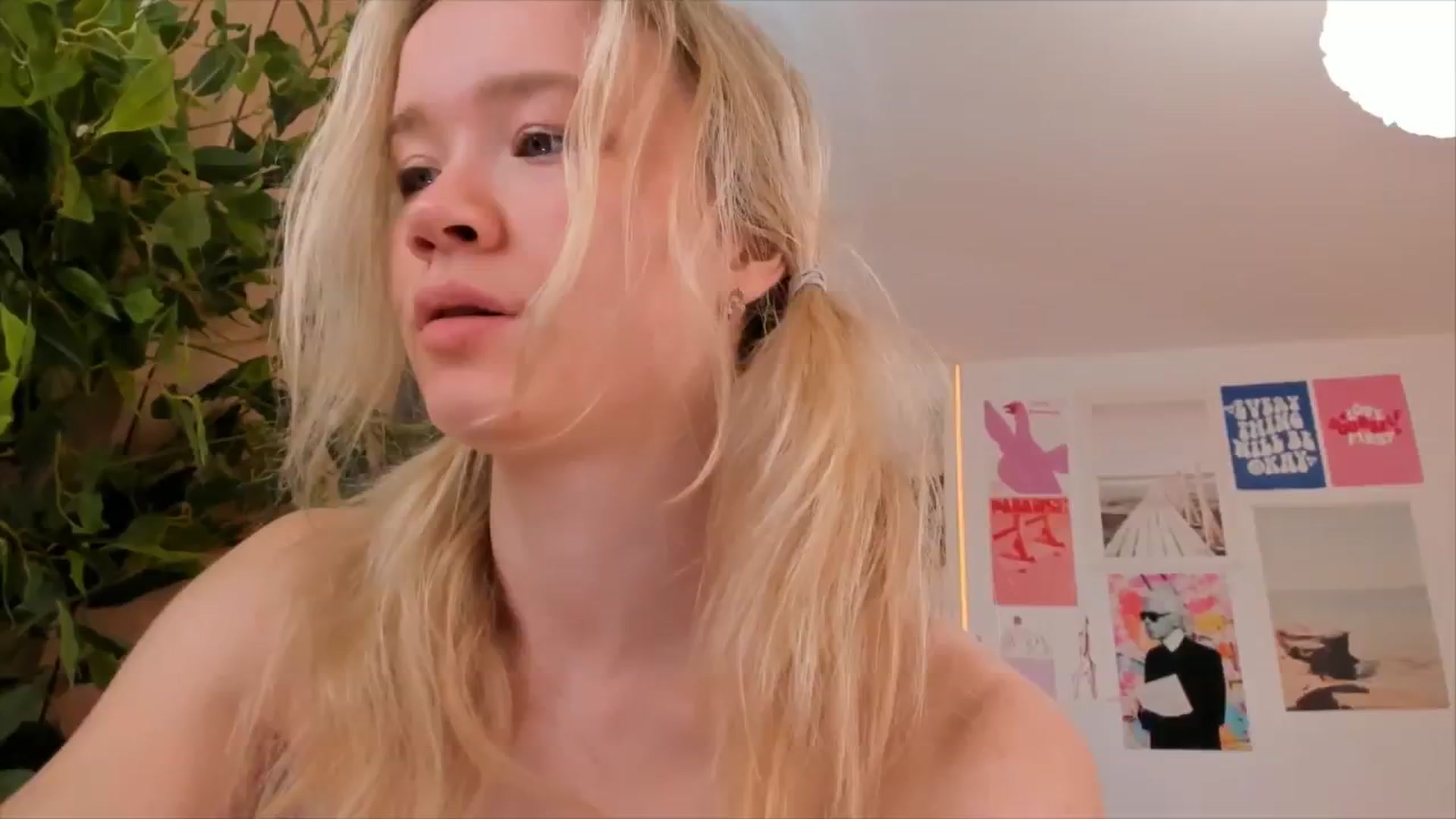 Gallery image thumbnail from Alice_Chery's myfreecams stream on, 01/29/2026, 11:04 image 1 of 20