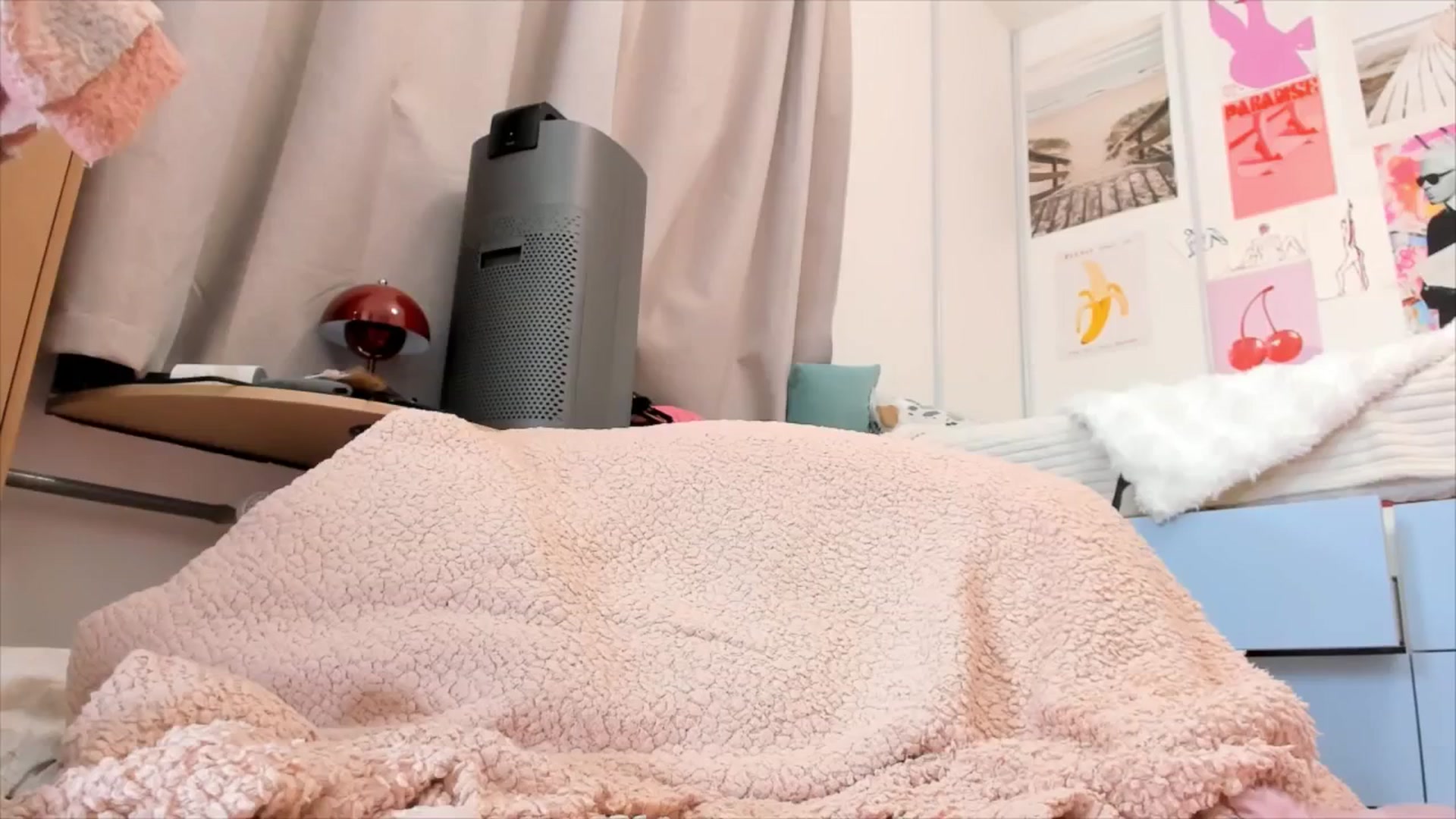 Gallery image thumbnail from Alice_Chery's myfreecams stream on, 03/10/2026, 08:02 image 6 of 20