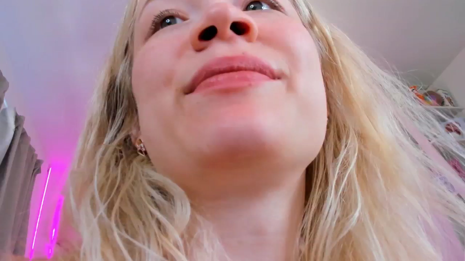 Gallery image thumbnail from Alice_Chery's myfreecams stream on, 04/21/2026, 09:16 image 14 of 20