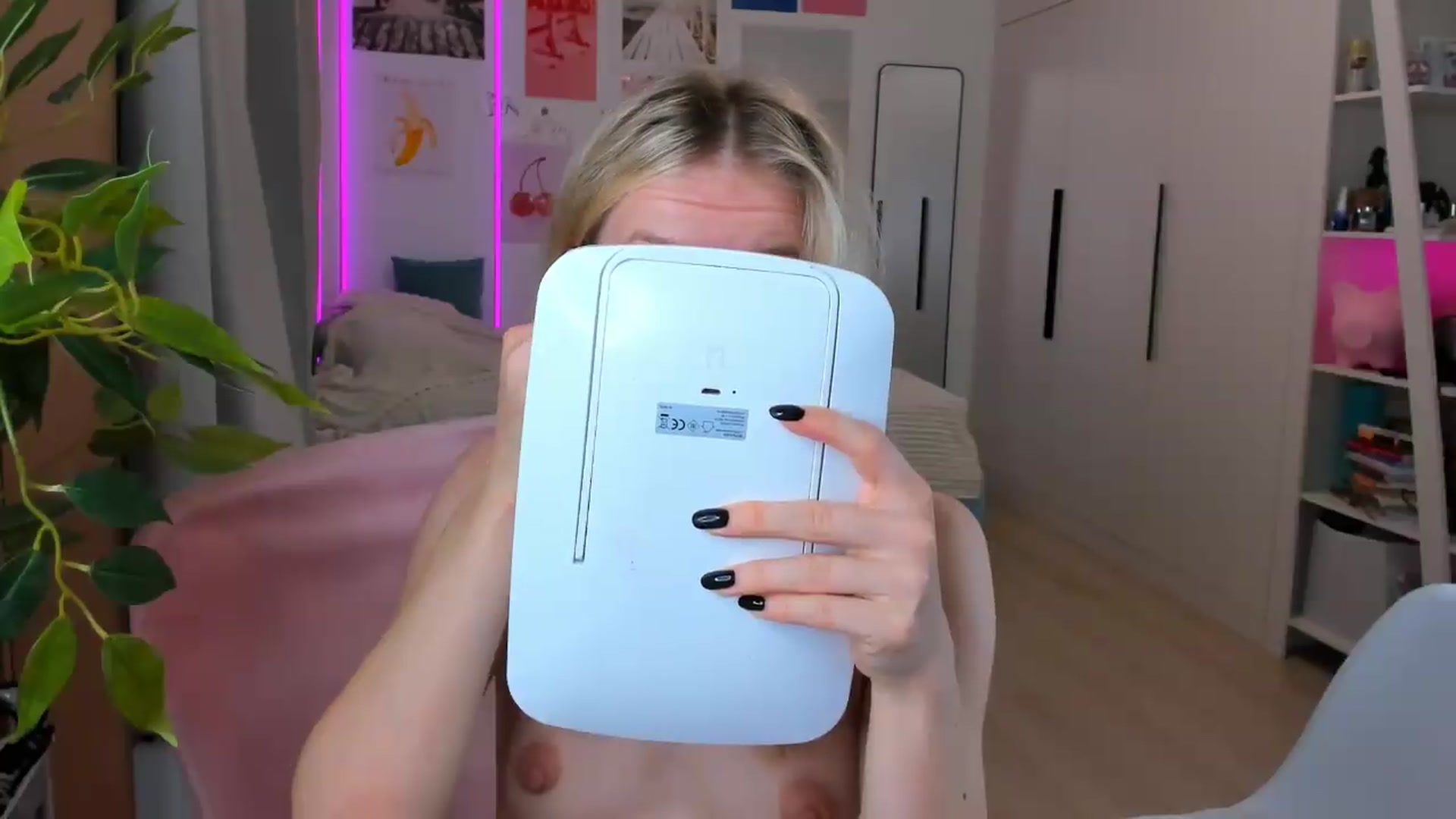 Gallery image thumbnail from Alice_Chery's myfreecams stream on, 05/07/2026, 09:59 image 13 of 20