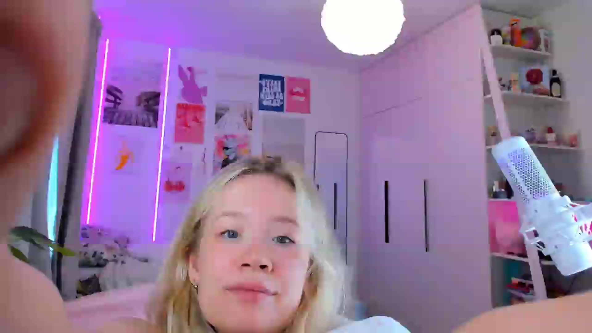 Gallery image thumbnail from Alice_Chery's myfreecams stream on, 05/17/2026, 08:16 image 12 of 20