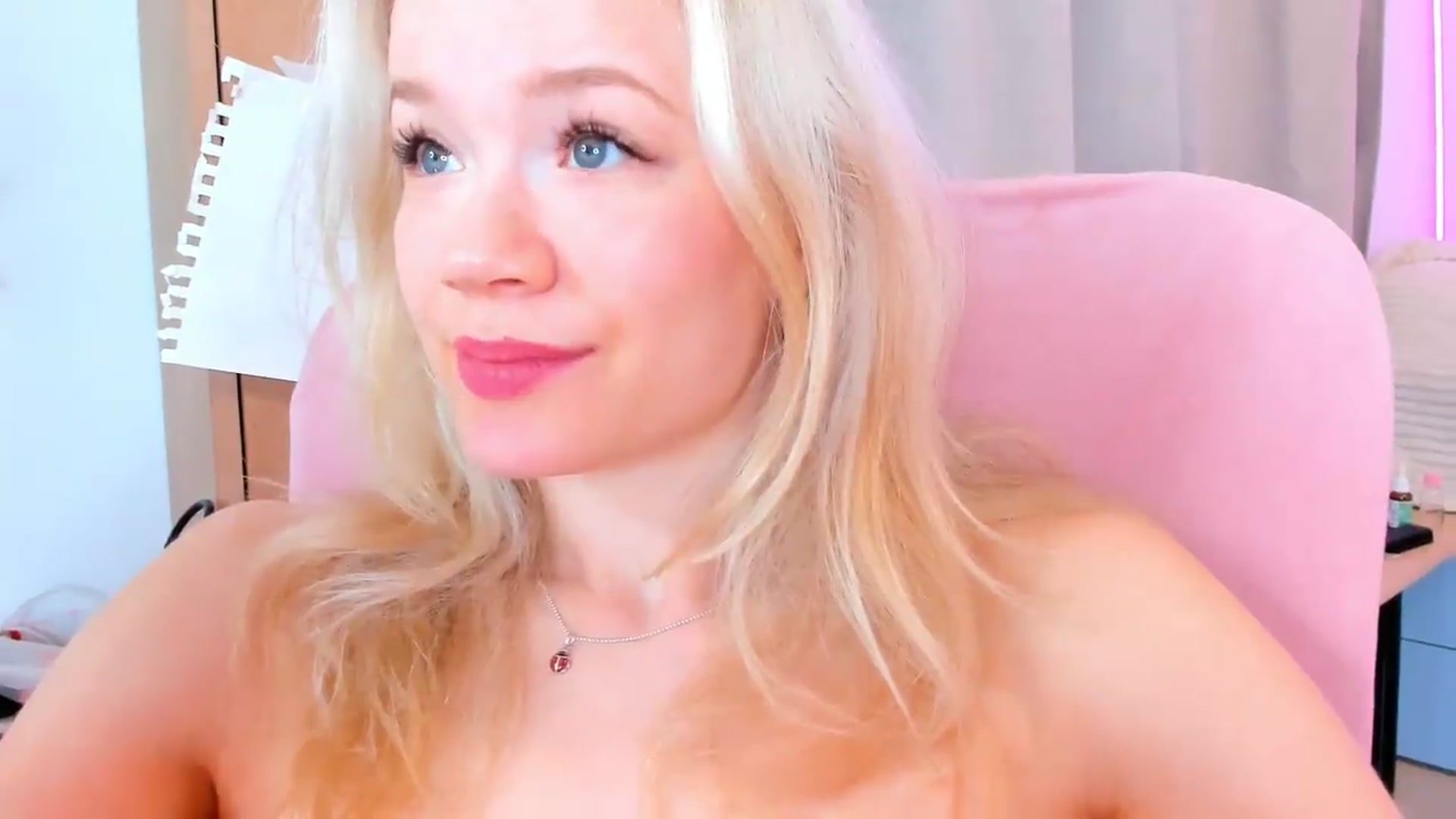 Gallery image thumbnail from Alice_Chery's myfreecams stream on, 05/29/2026, 04:03 image 13 of 20