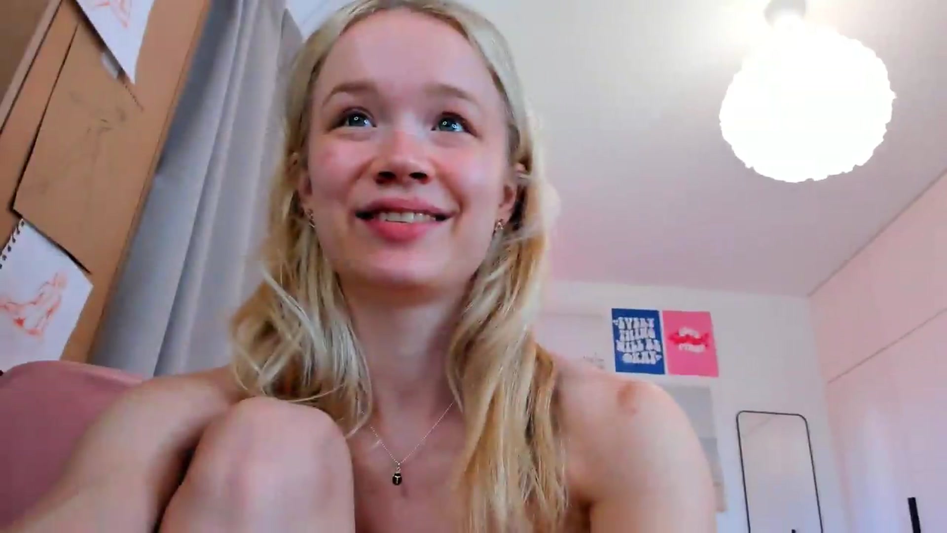 Gallery image thumbnail from Alice_Chery's myfreecams stream on, 06/20/2026, 09:39 image 20 of 20