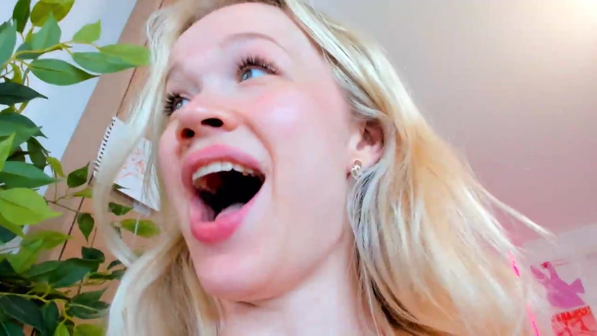 Gallery image thumbnail from Alice_Chery's myfreecams stream on, 07/01/2026, 09:18 image 8 of 20