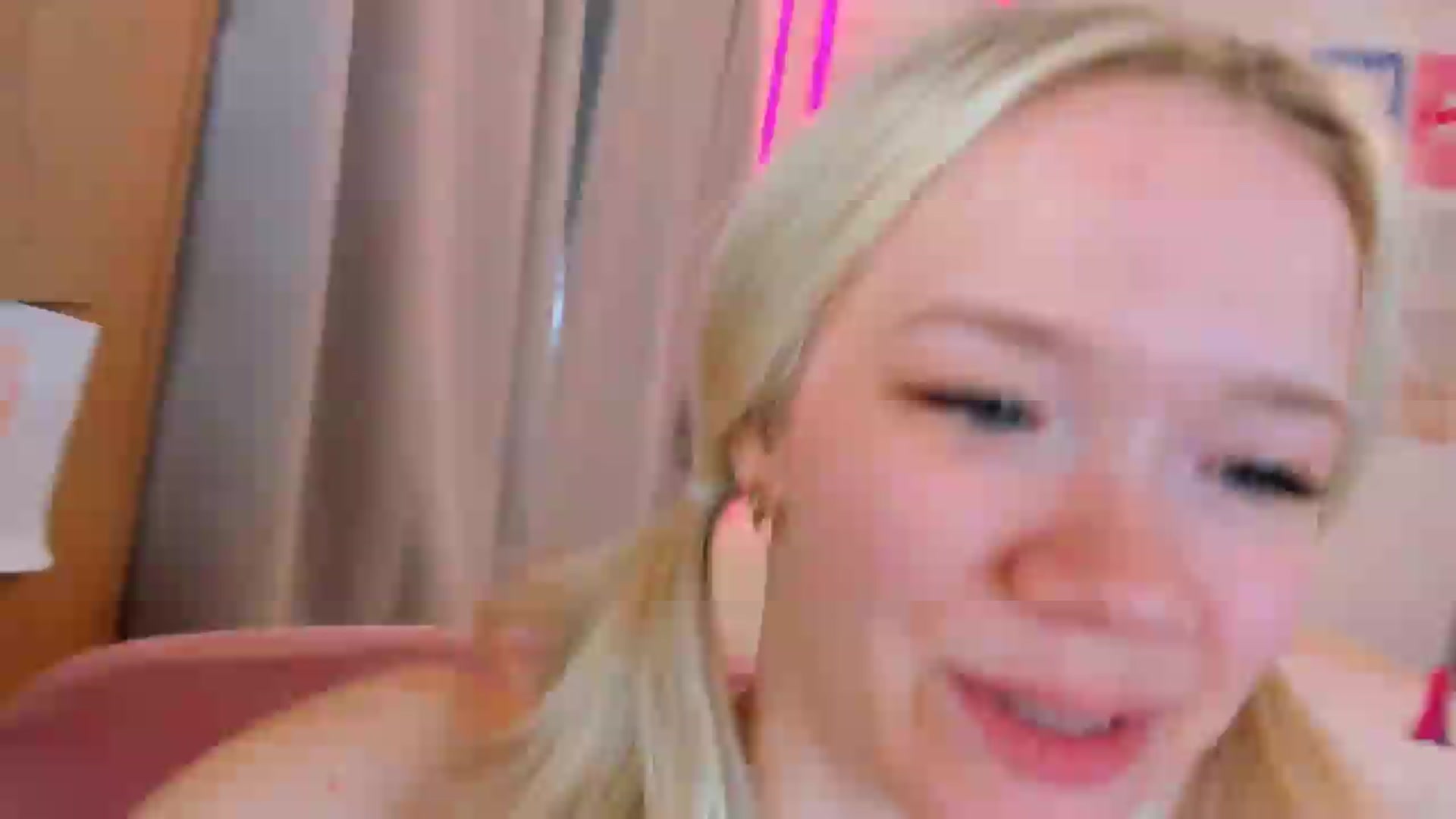 Gallery image thumbnail from Alice_Chery's myfreecams stream on, 07/03/2026, 06:32 image 6 of 20