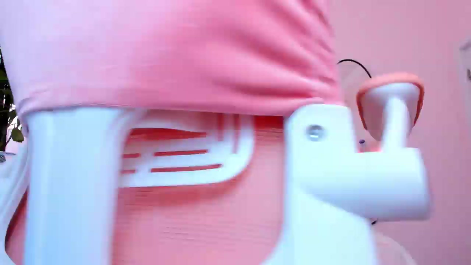 Gallery image thumbnail from Alice_Chery's myfreecams stream on, 07/08/2026, 06:52 image 16 of 20