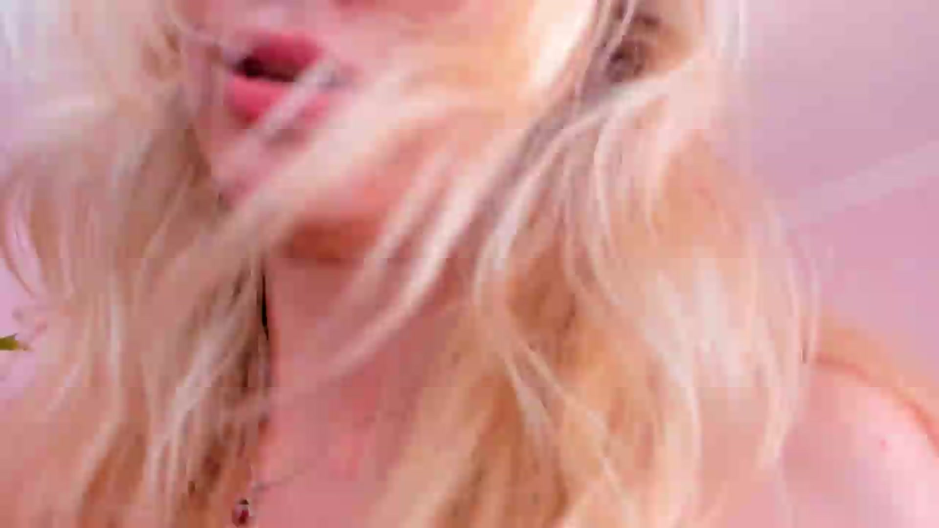 Gallery image thumbnail from Alice_Chery's myfreecams stream on, 07/13/2026, 10:03 image 15 of 20