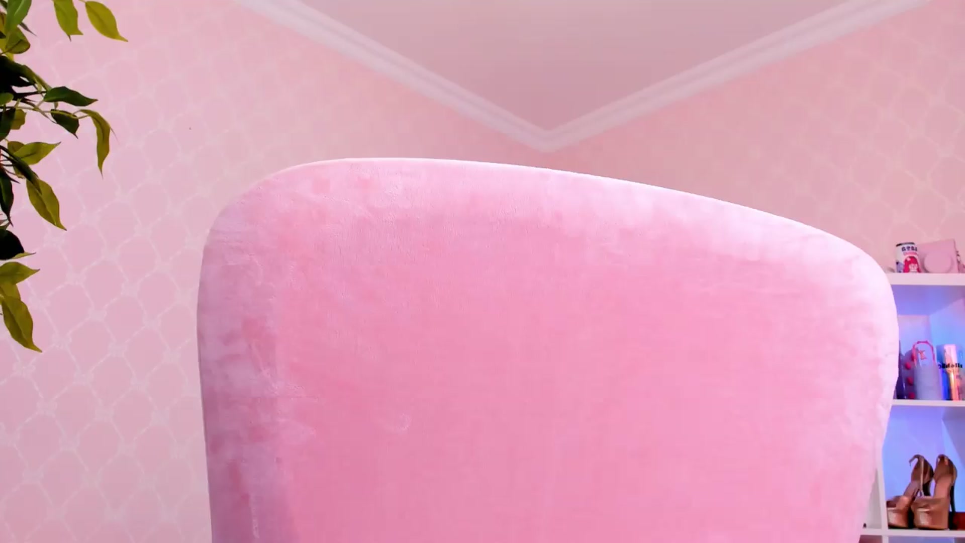 Gallery image thumbnail from Alice_Chery's myfreecams stream on, 07/22/2026, 09:57 image 1 of 20