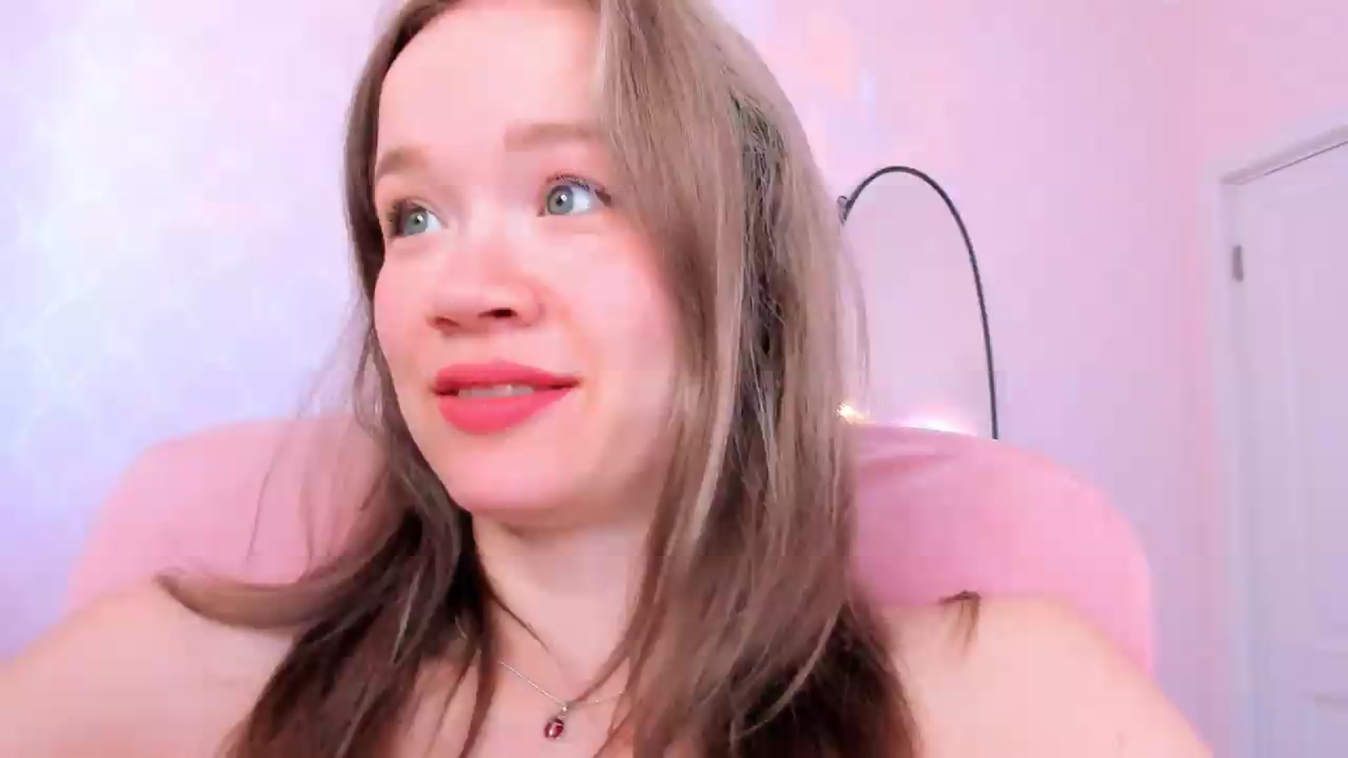 Gallery image thumbnail from Alice_Chery's myfreecams stream on, 08/09/2026, 04:10 image 12 of 20