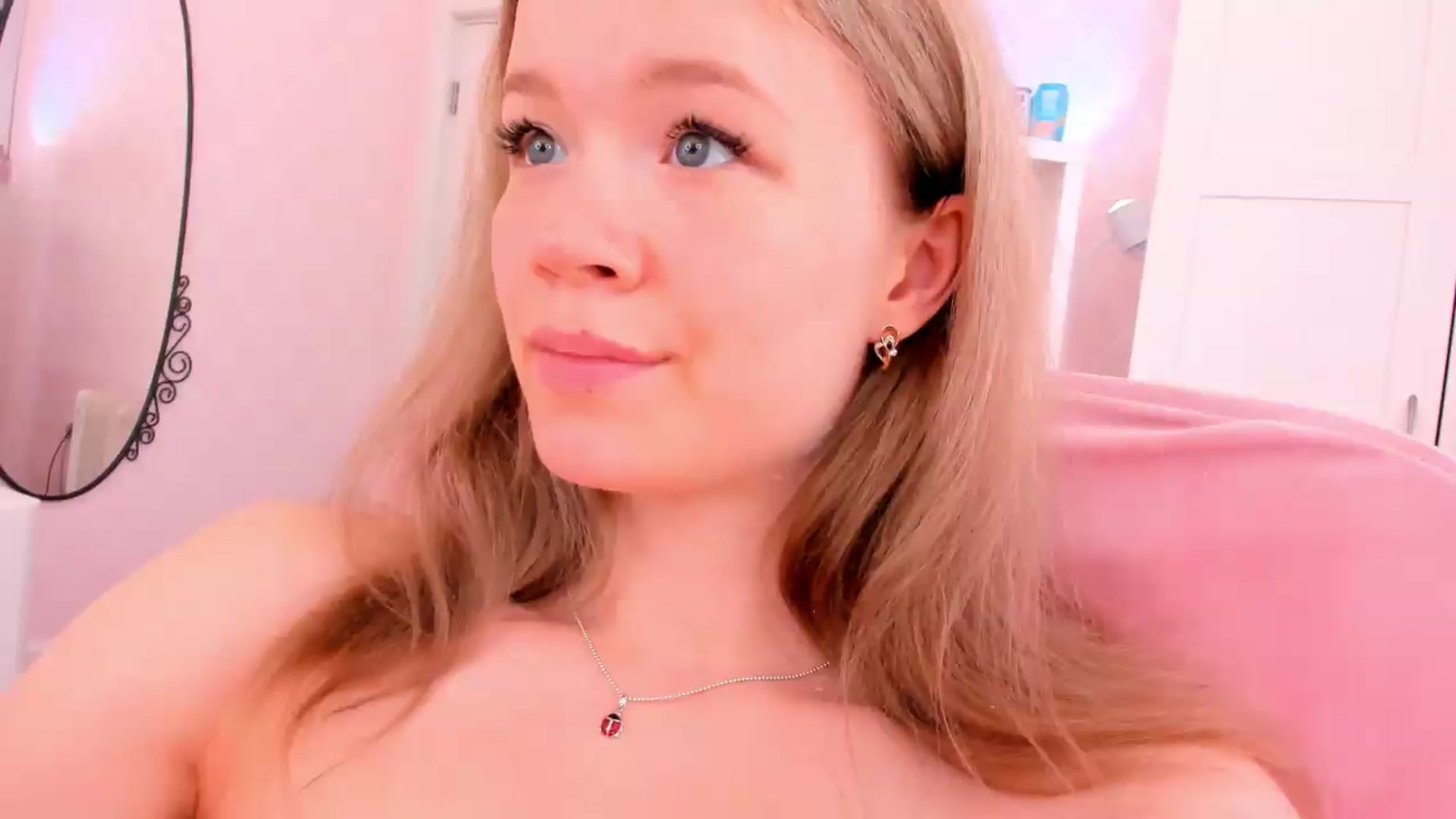 Gallery image thumbnail from Alice_Chery's myfreecams stream on, 08/18/2026, 09:38 image 7 of 20