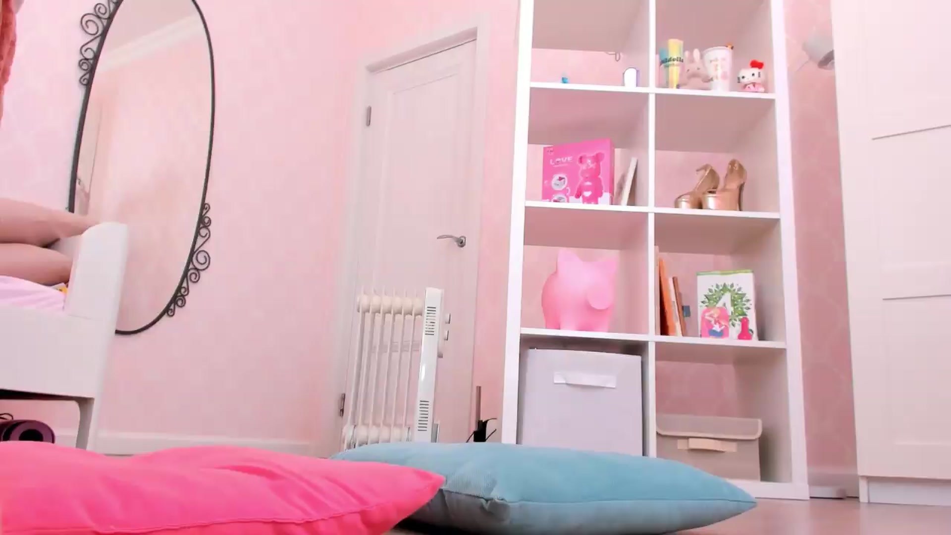 Gallery image thumbnail from Alice_Chery's myfreecams stream on, 08/20/2026, 08:09 image 5 of 20