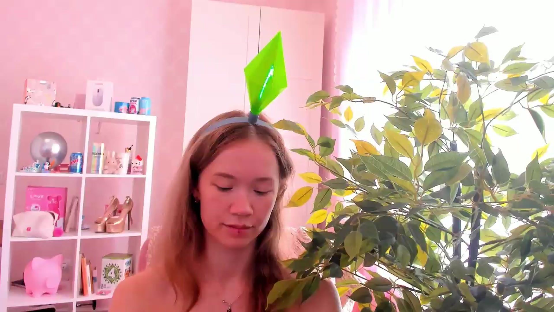 Gallery image thumbnail from Alice_Chery's myfreecams stream on, 09/14/2026, 09:24 image 9 of 20