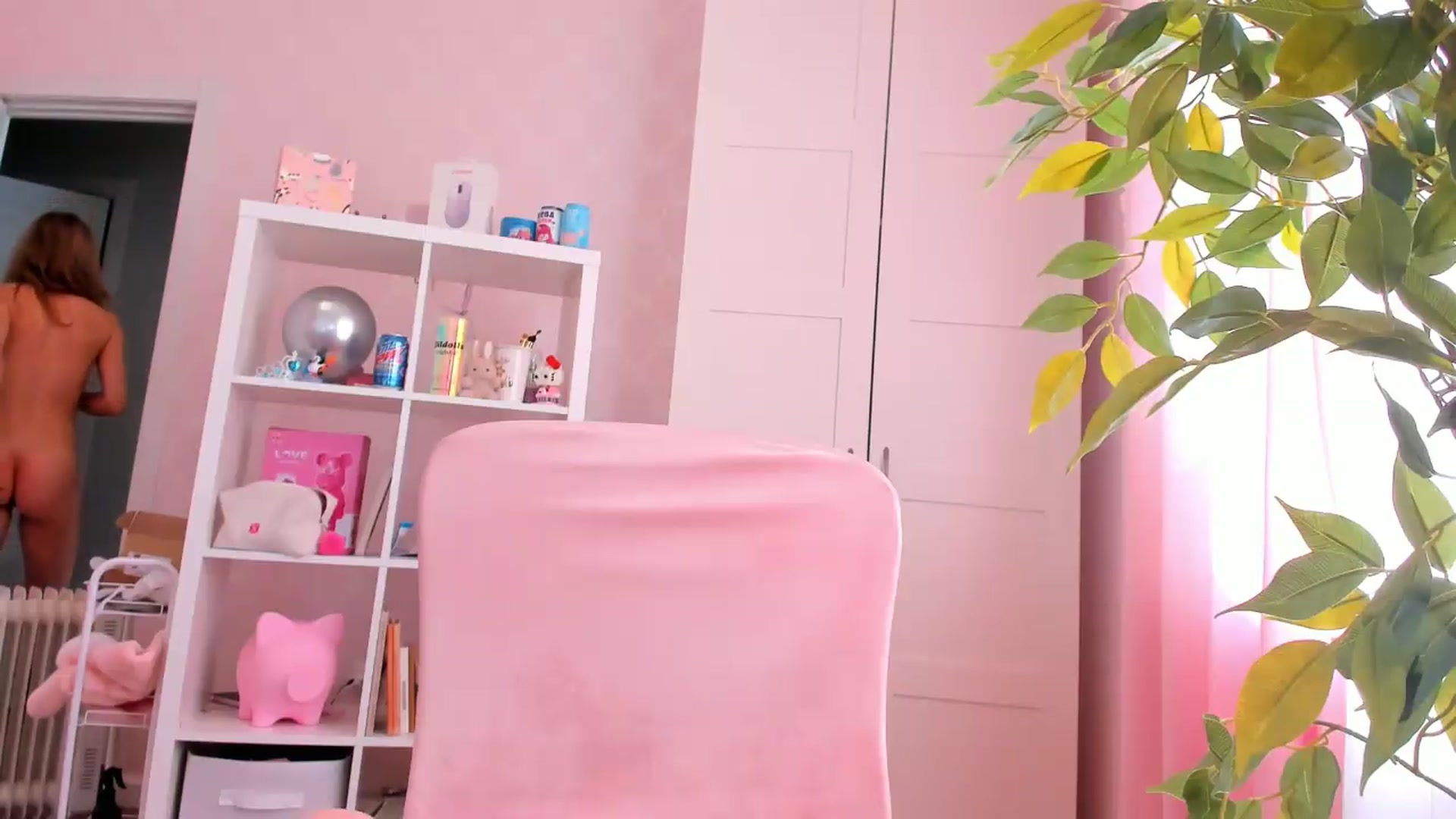 Gallery image thumbnail from Alice_Chery's myfreecams stream on, 09/15/2026, 09:07 image 19 of 20