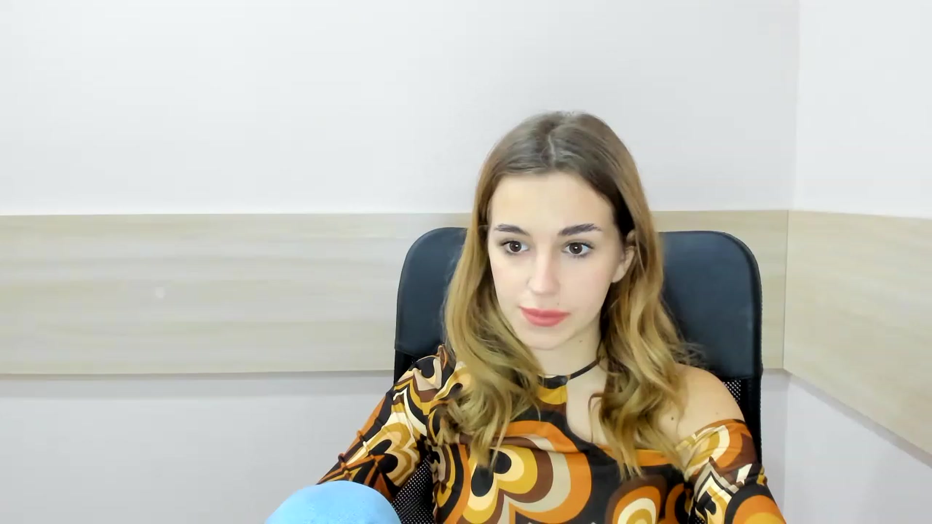 Gallery image thumbnail from Alice_Graysi's myfreecams stream on, 02/19/2023, 14:28 image 13 of 20