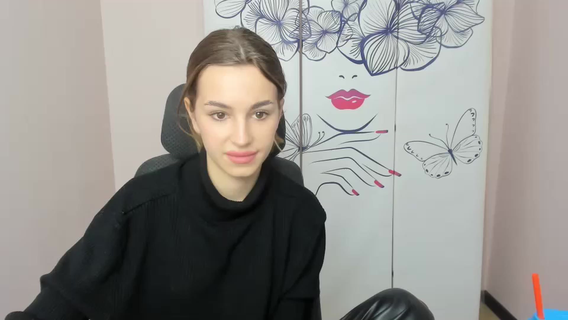 Gallery image thumbnail from Alice_Graysi's myfreecams stream on, 02/20/2023, 14:12 image 17 of 20