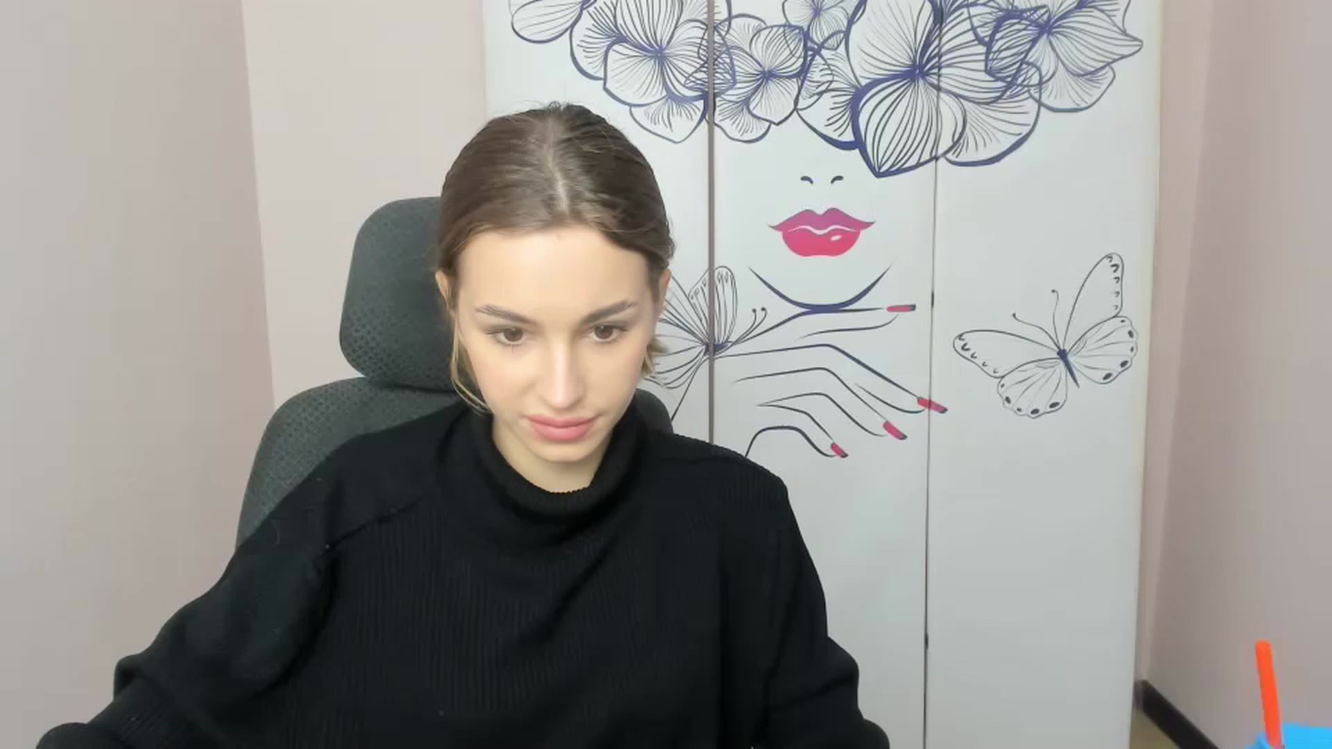 Gallery image thumbnail from Alice_Graysi's myfreecams stream on, 02/20/2023, 14:12 image 15 of 20