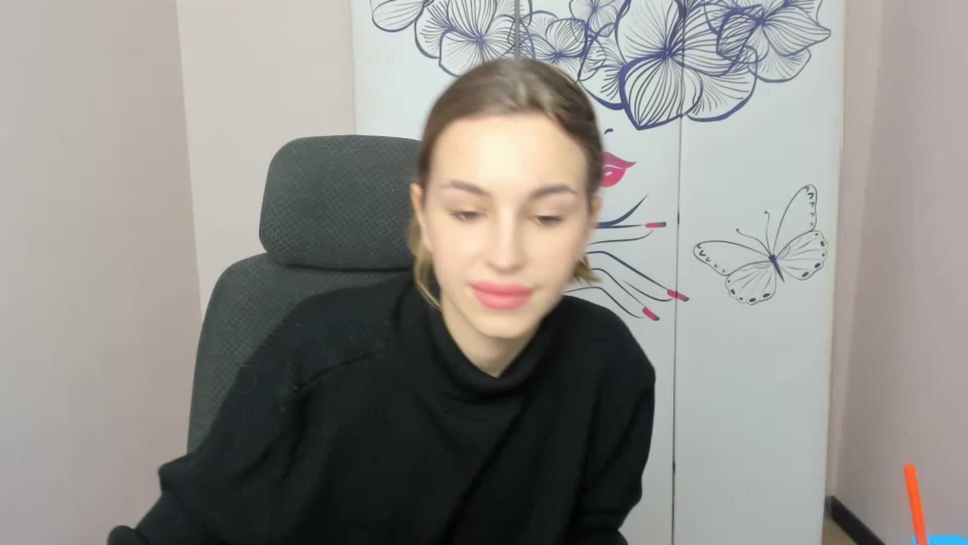 Gallery image thumbnail from Alice_Graysi's myfreecams stream on, 02/20/2023, 14:12 image 8 of 20