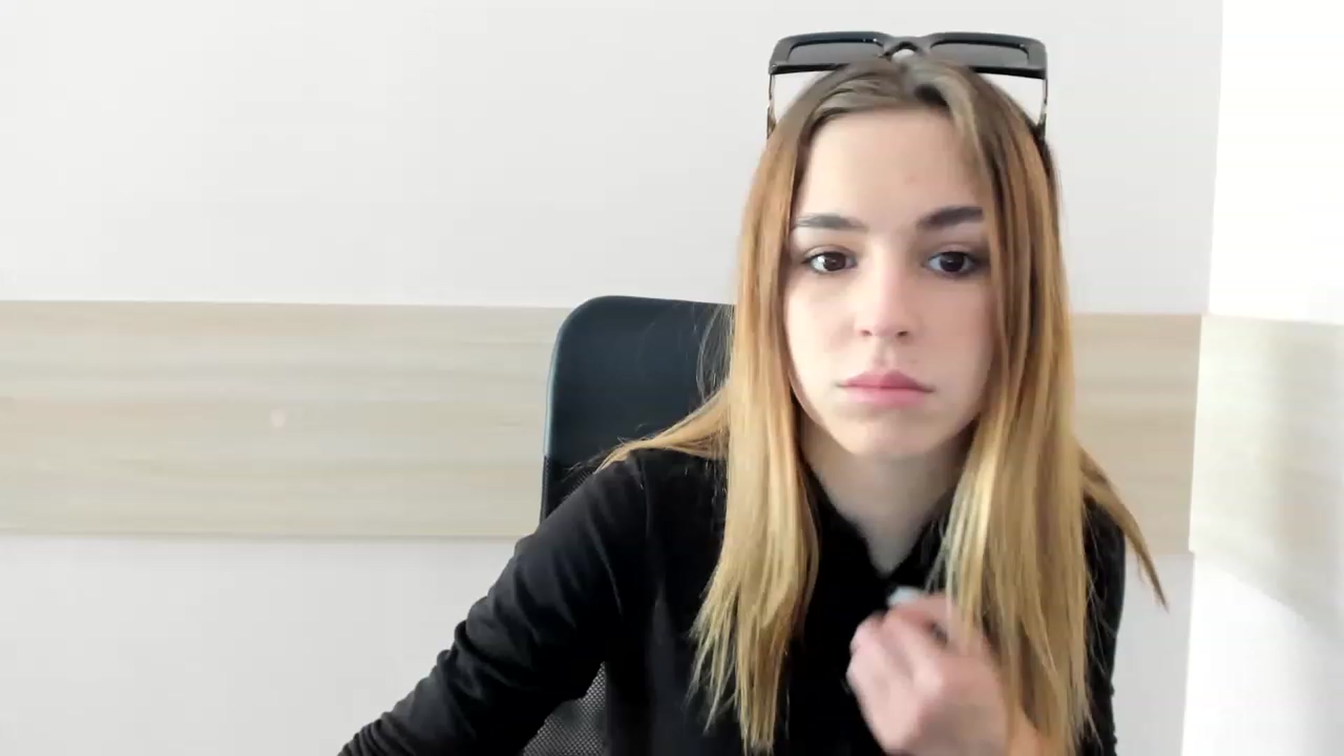 Gallery image thumbnail from Alice_Graysi's myfreecams stream on, 02/23/2023, 12:57 image 1 of 20