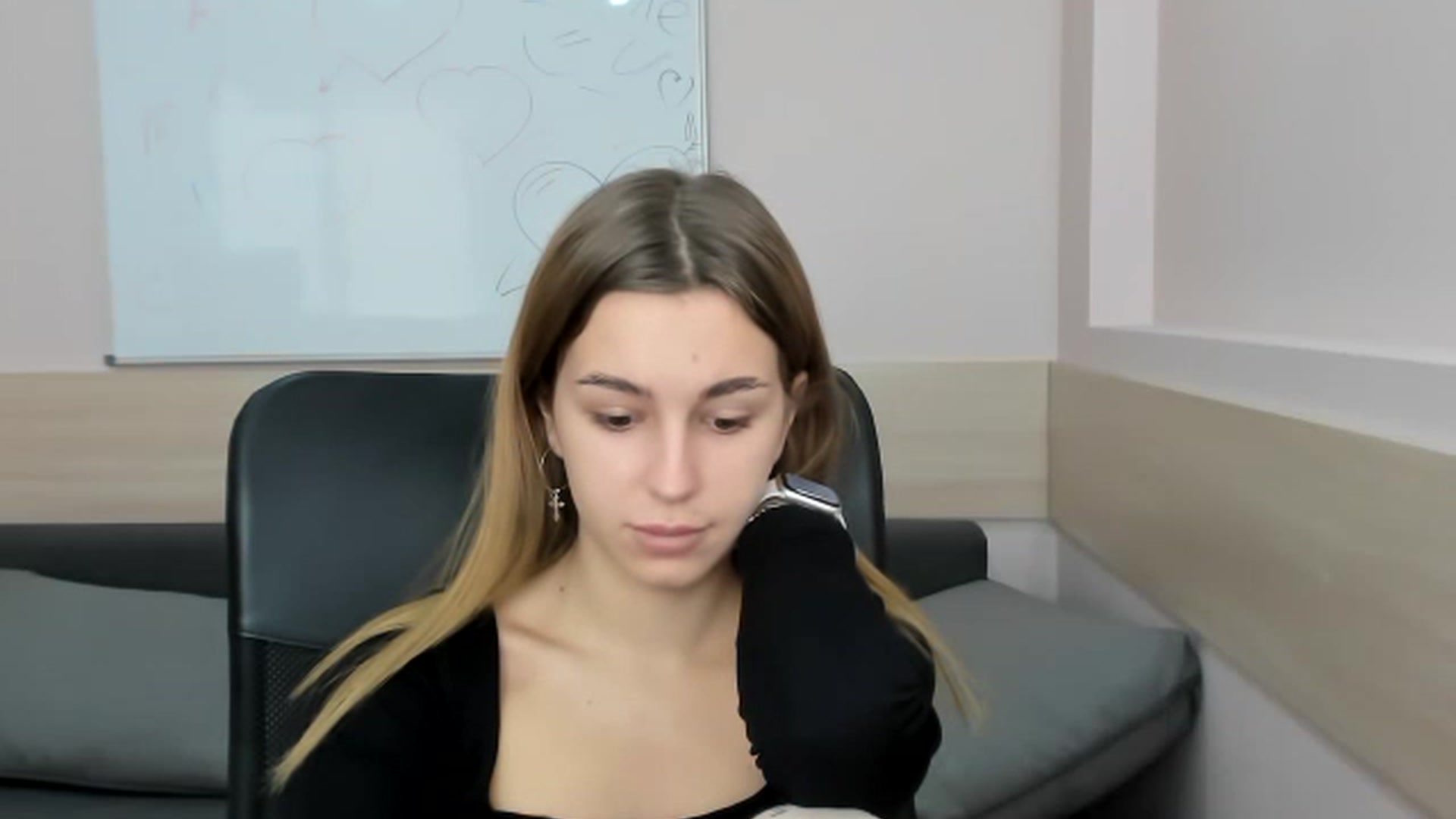 Gallery image thumbnail from Alice_Graysi's myfreecams stream on, 02/25/2023, 12:49 image 20 of 20