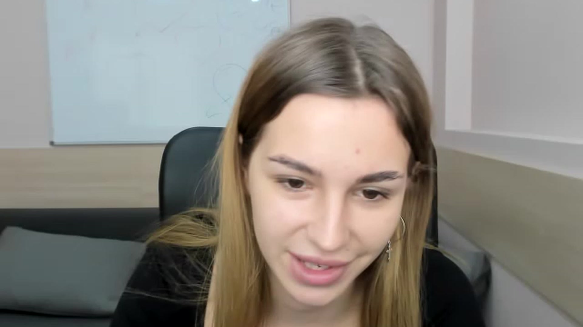 Gallery image thumbnail from Alice_Graysi's myfreecams stream on, 02/25/2023, 13:21 image 20 of 20