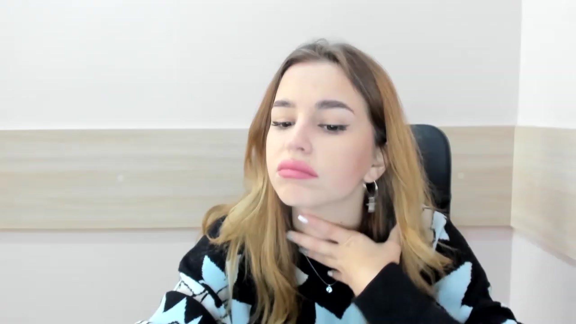 Gallery image thumbnail from Alice_Graysi's myfreecams stream on, 02/26/2023, 13:04 image 1 of 20