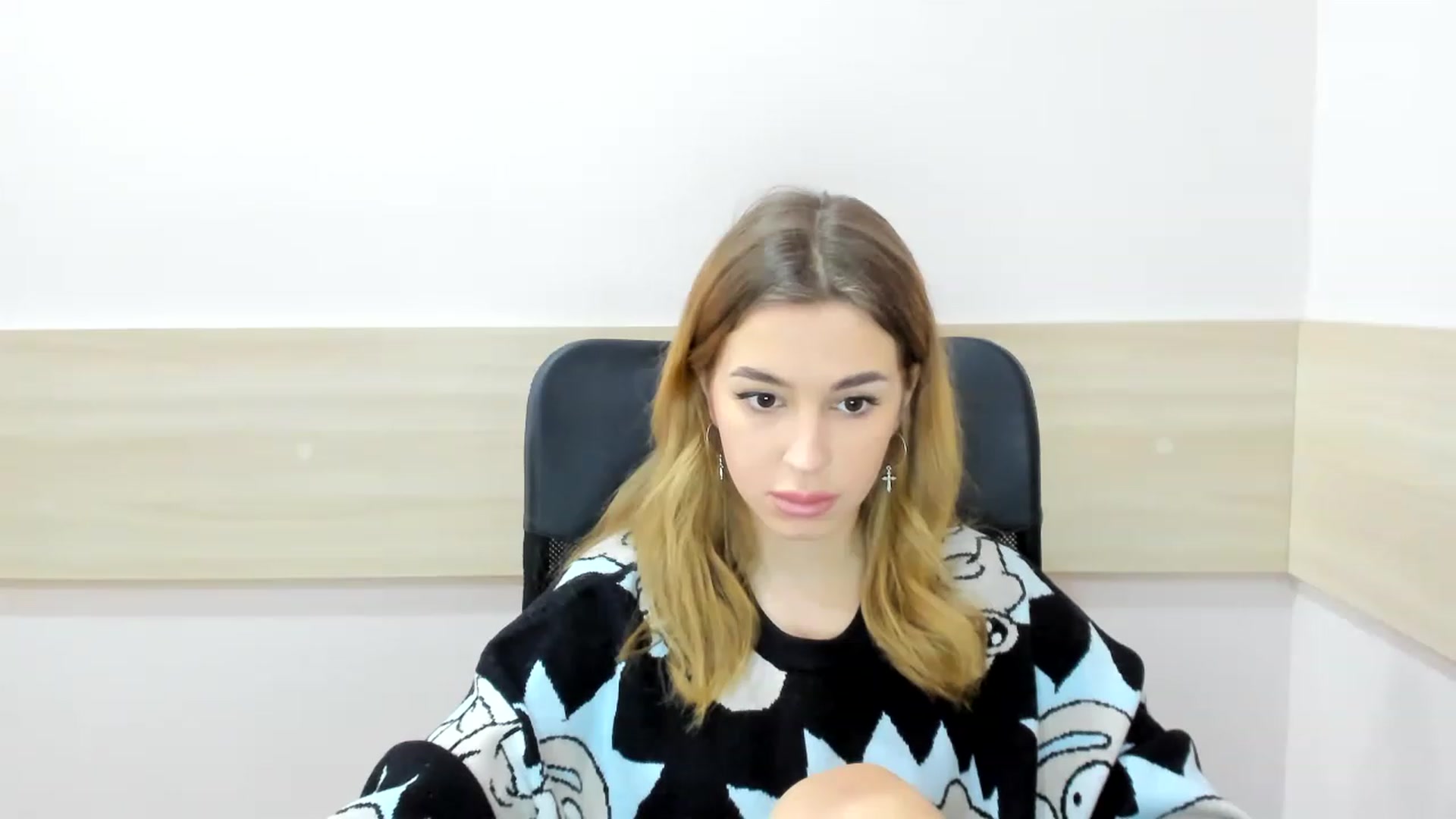 Gallery image thumbnail from Alice_Graysi's myfreecams stream on, 02/26/2023, 15:08 image 8 of 20