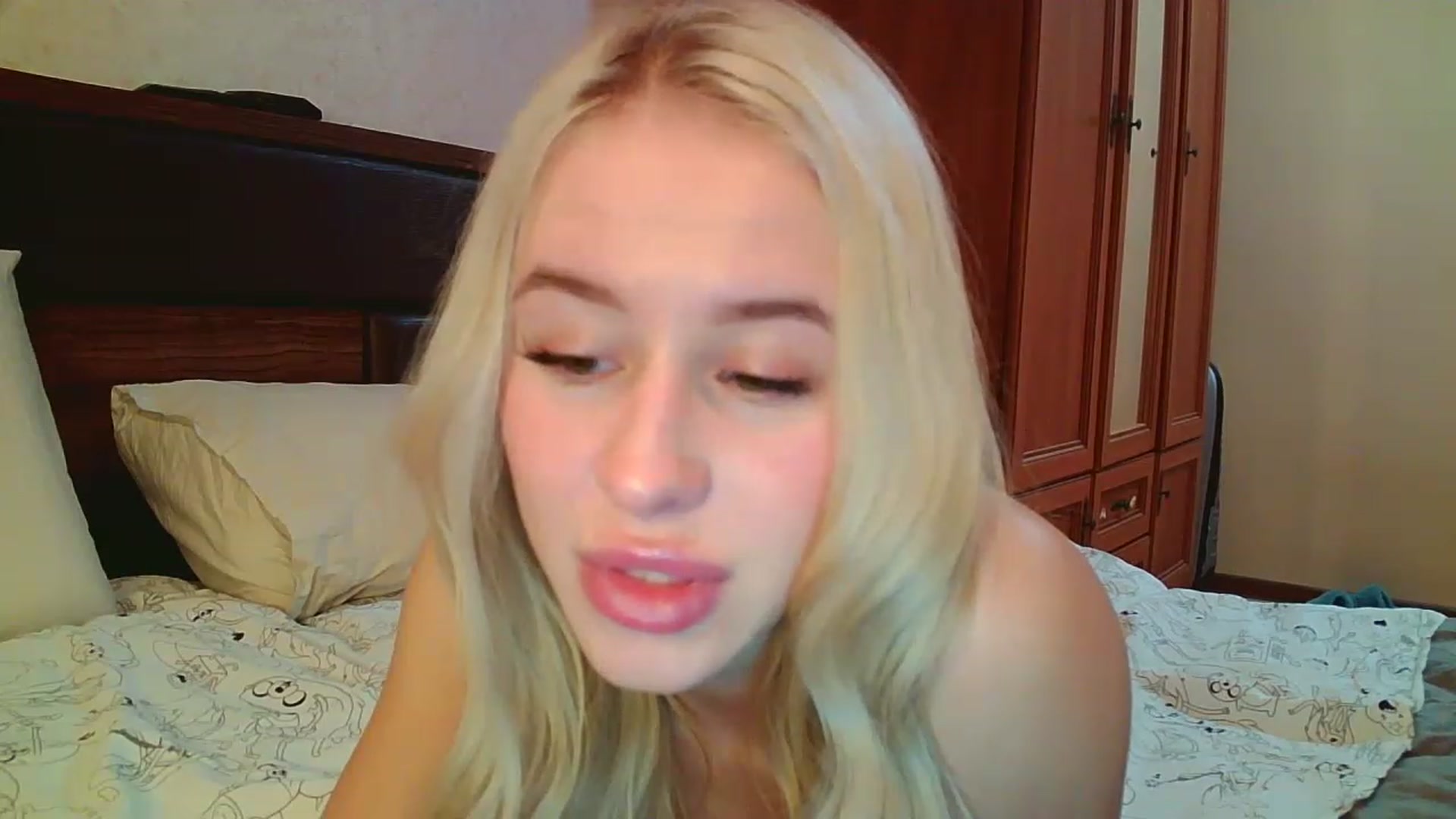 Gallery image thumbnail from Alice_Maryt's myfreecams stream on, 11/14/2022, 19:07 image 11 of 20