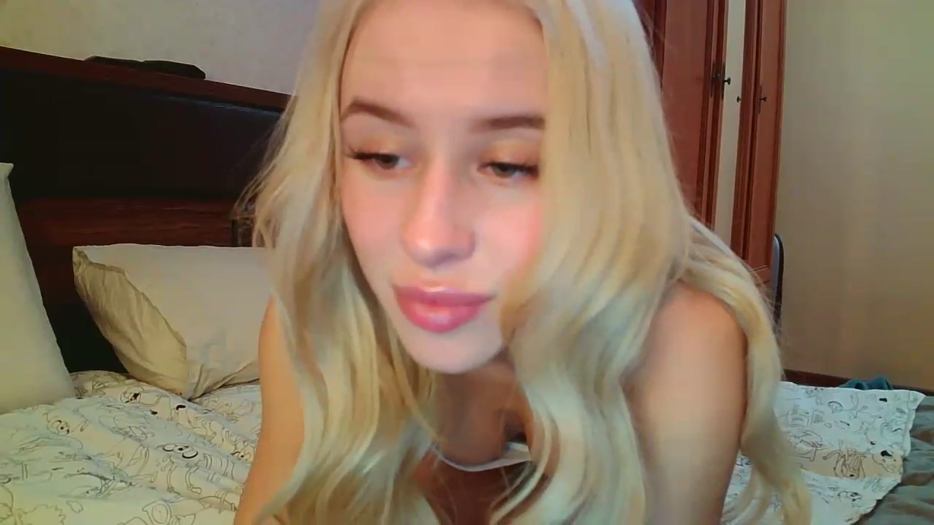 Gallery image thumbnail from Alice_Maryt's myfreecams stream on, 11/14/2022, 19:07 image 8 of 20