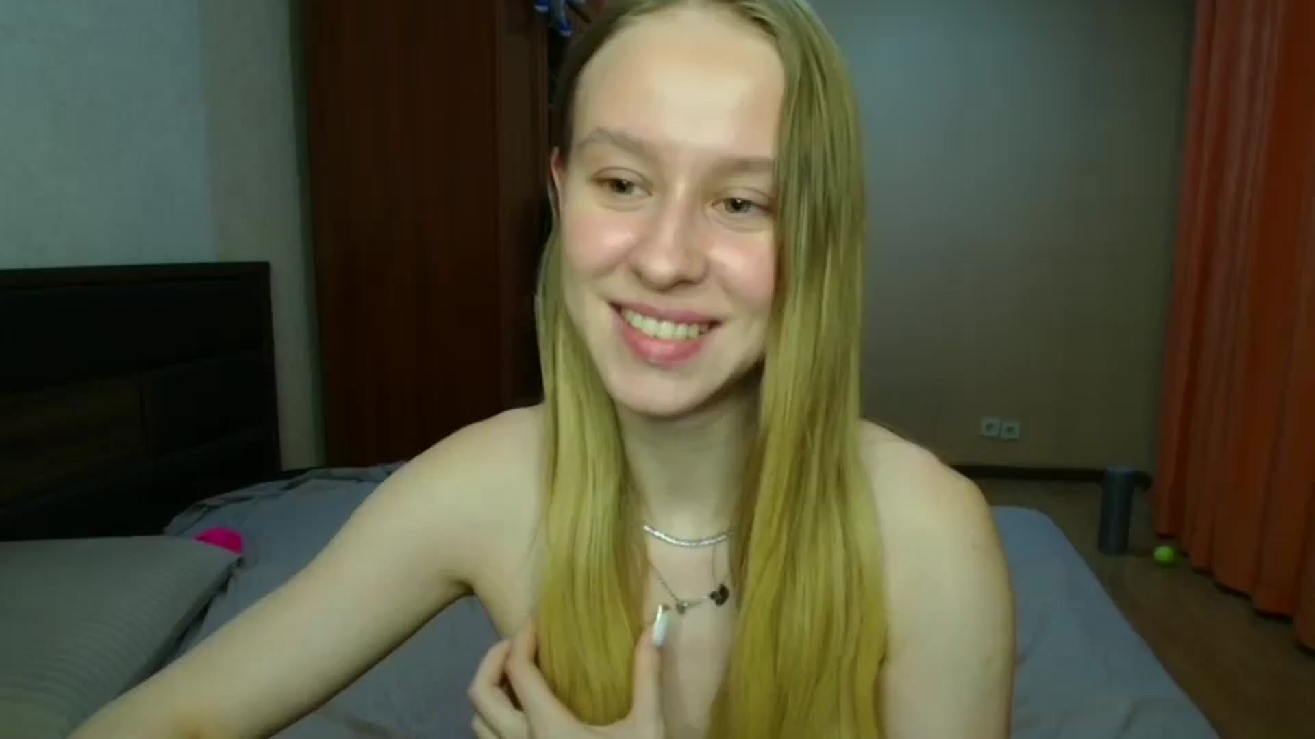 Gallery image thumbnail from Alice_Maryt's myfreecams stream on, 12/24/2025, 18:16 image 20 of 20