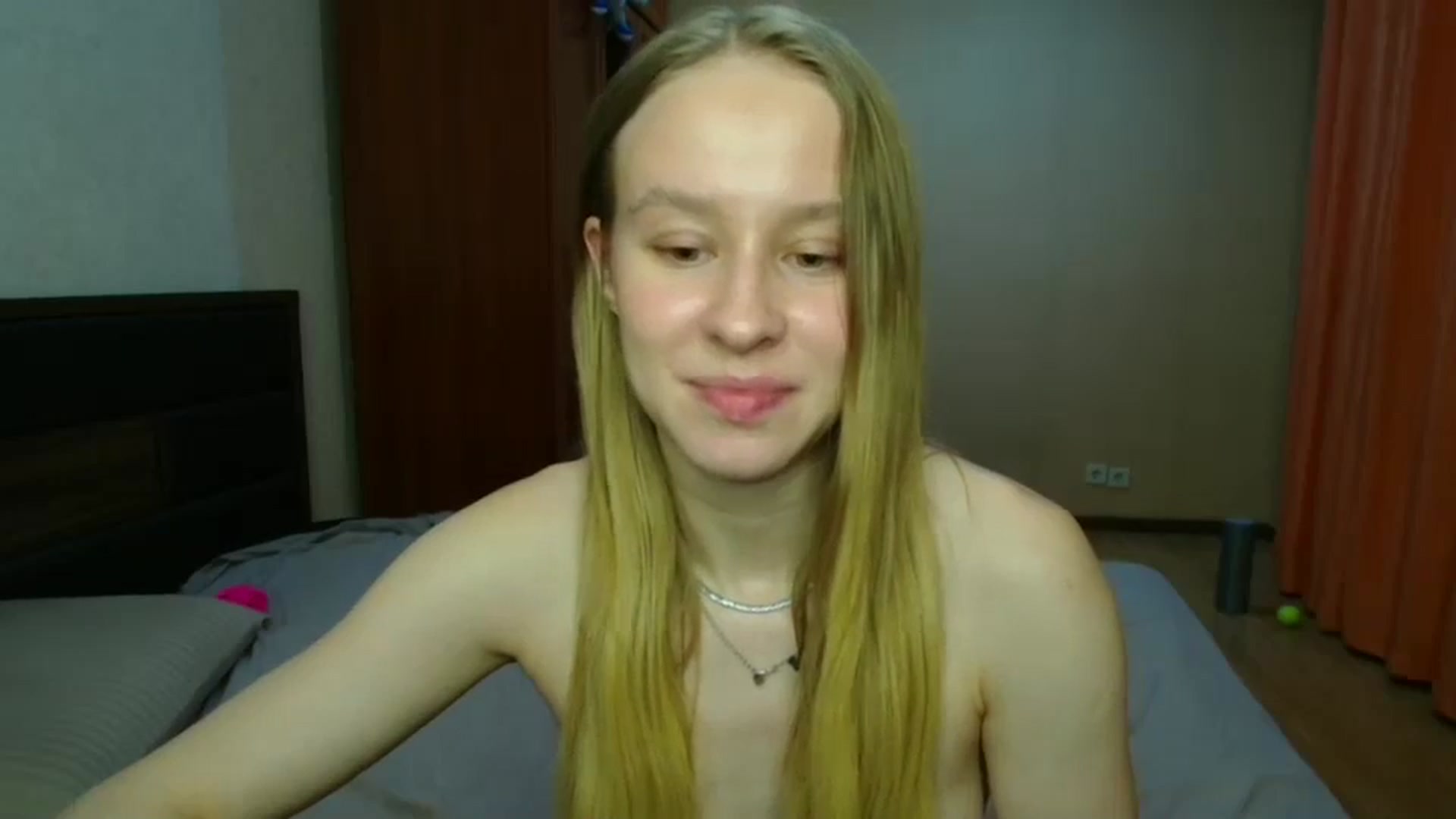 Gallery image thumbnail from Alice_Maryt's myfreecams stream on, 12/24/2025, 18:16 image 19 of 20