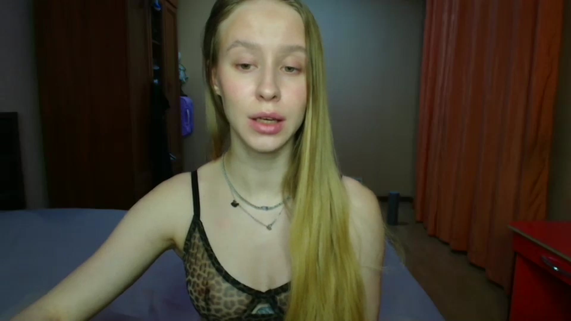 Gallery image thumbnail from Alice_Maryt's myfreecams stream on, 12/25/2025, 16:36 image 14 of 20
