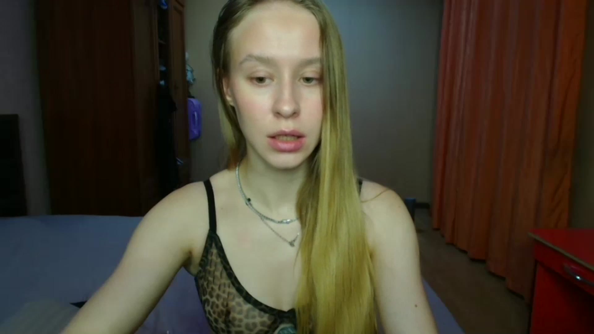 Gallery image thumbnail from Alice_Maryt's myfreecams stream on, 12/25/2025, 16:36 image 12 of 20