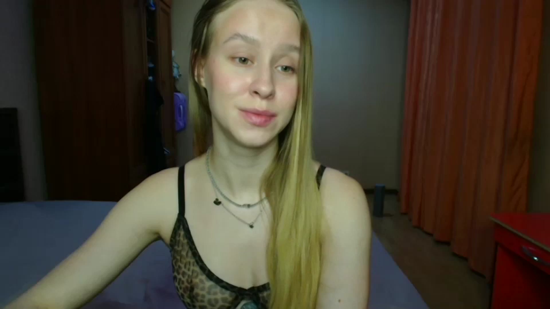 Gallery image thumbnail from Alice_Maryt's myfreecams stream on, 12/25/2025, 16:36 image 16 of 20