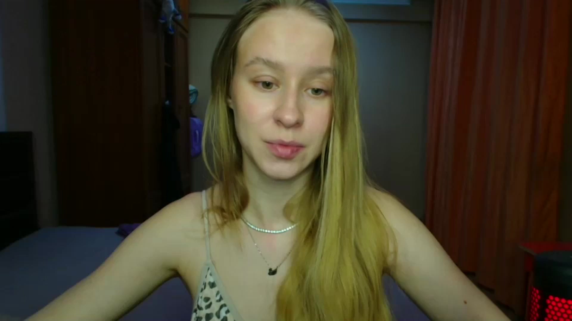 Gallery image thumbnail from Alice_Maryt's myfreecams stream on, 12/26/2025, 16:28 image 15 of 20