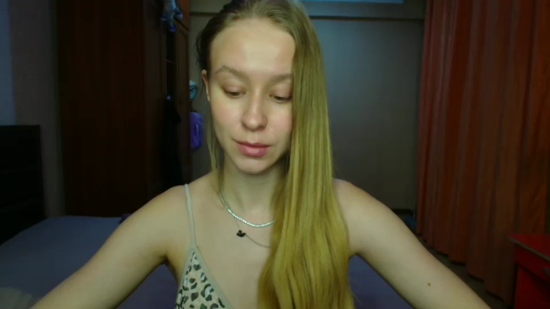 Gallery image thumbnail from Alice_Maryt's myfreecams stream on, 12/26/2025, 17:17 image 14 of 20