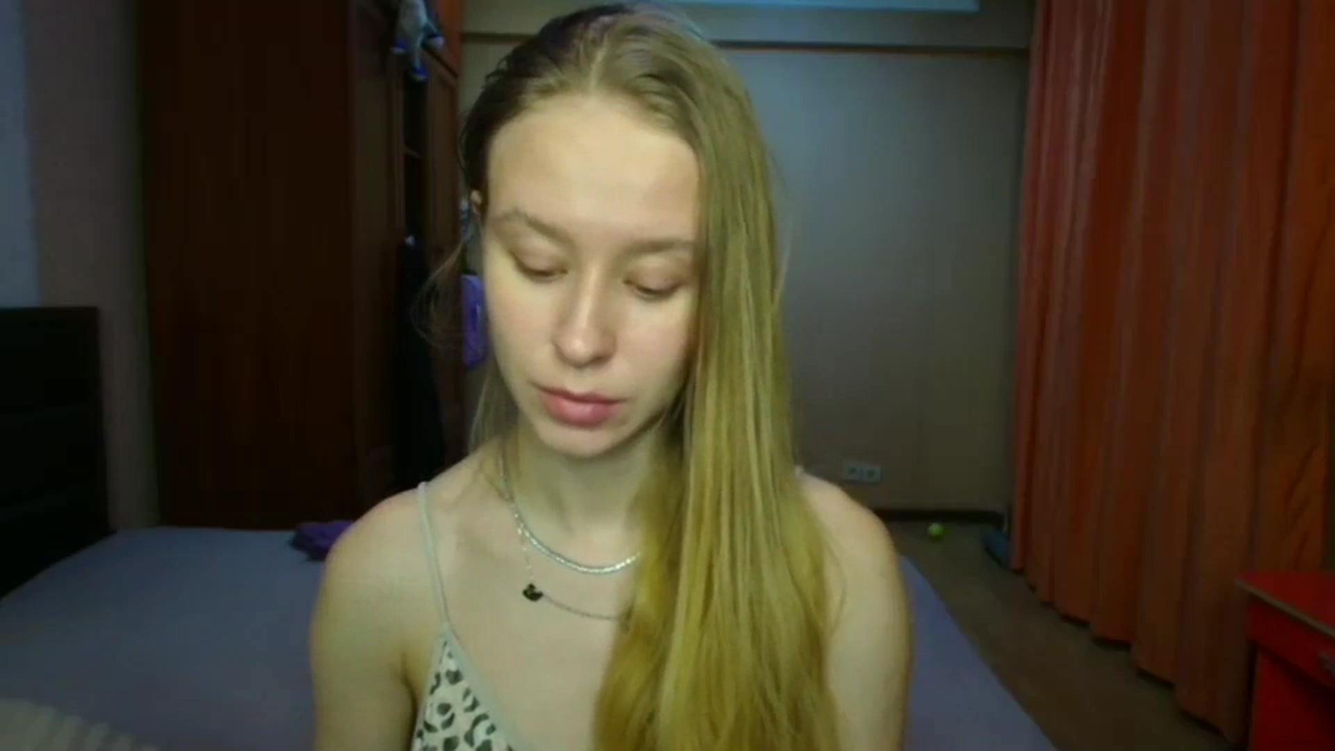 Gallery image thumbnail from Alice_Maryt's myfreecams stream on, 12/26/2025, 17:17 image 16 of 20