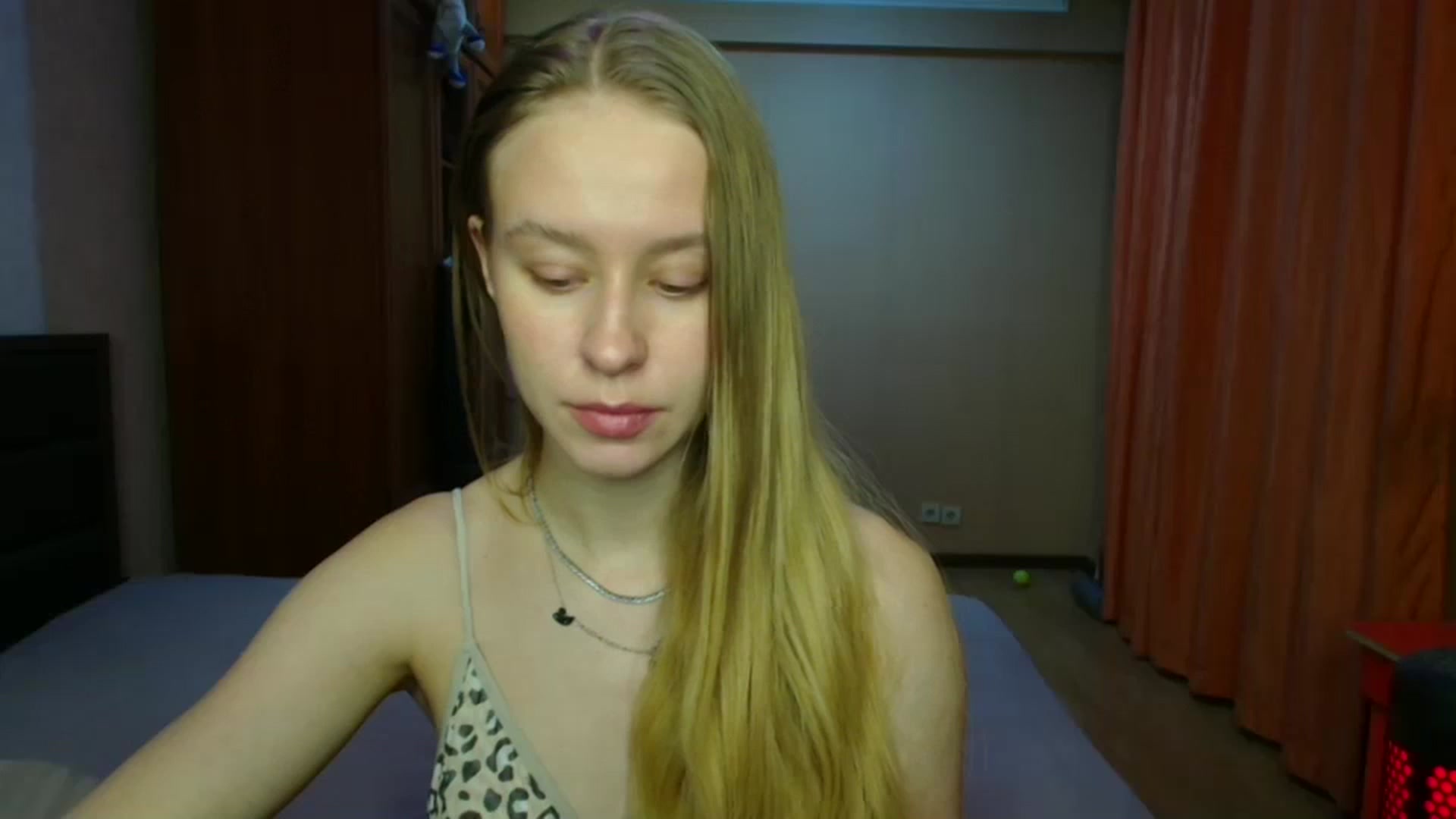 Gallery image thumbnail from Alice_Maryt's myfreecams stream on, 12/26/2025, 17:17 image 1 of 20