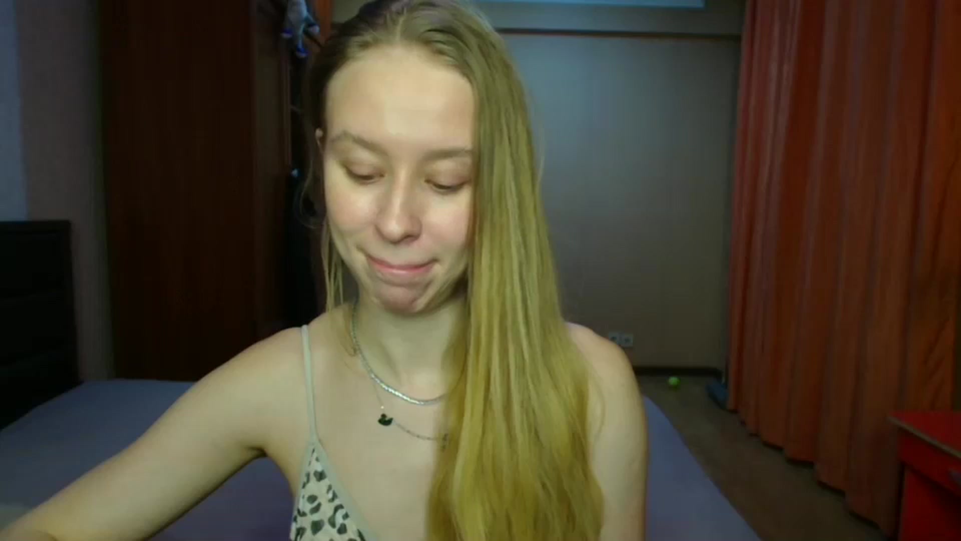 Gallery image thumbnail from Alice_Maryt's myfreecams stream on, 12/26/2025, 17:17 image 15 of 20