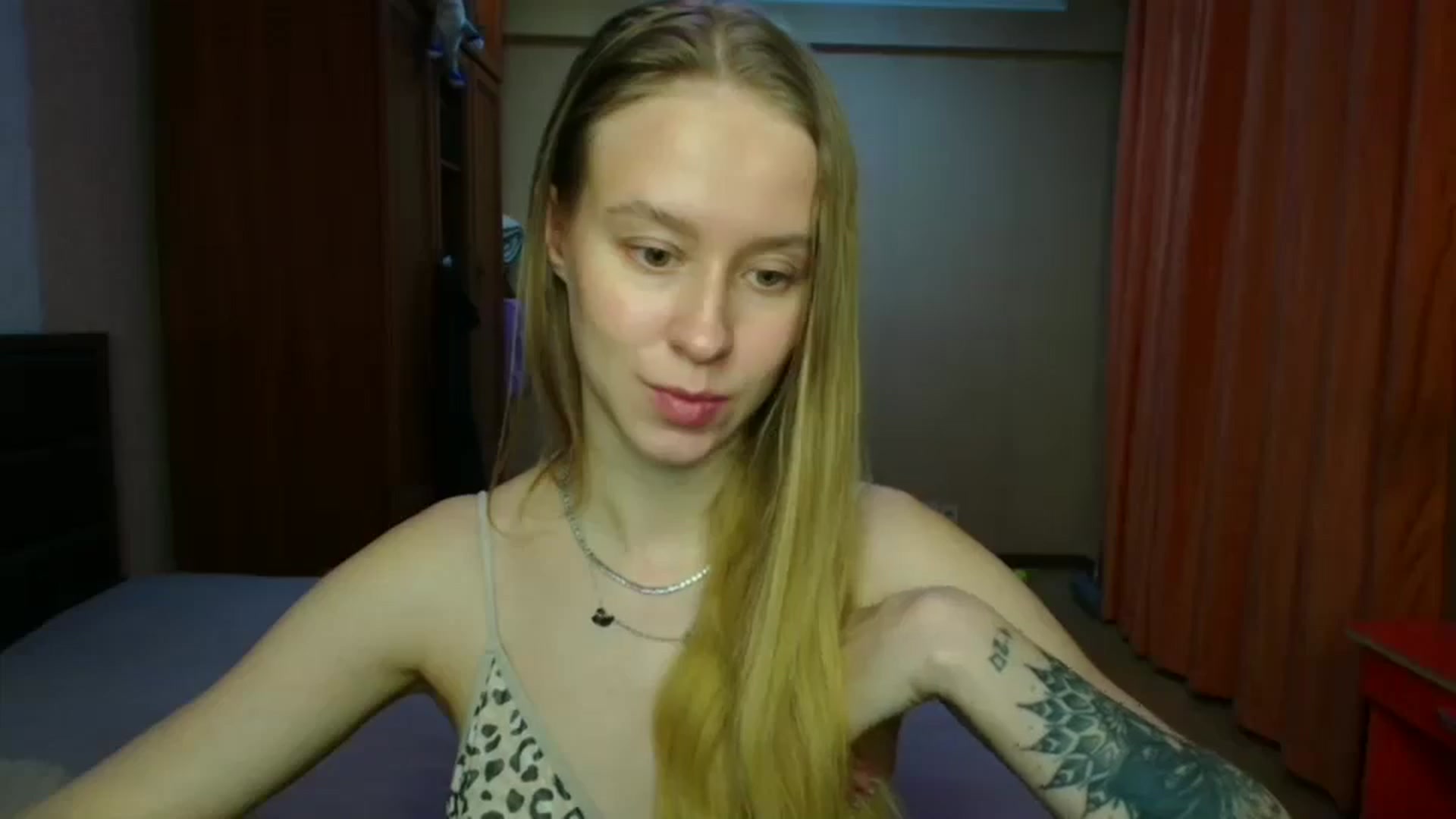 Gallery image thumbnail from Alice_Maryt's myfreecams stream on, 12/26/2025, 17:17 image 10 of 20