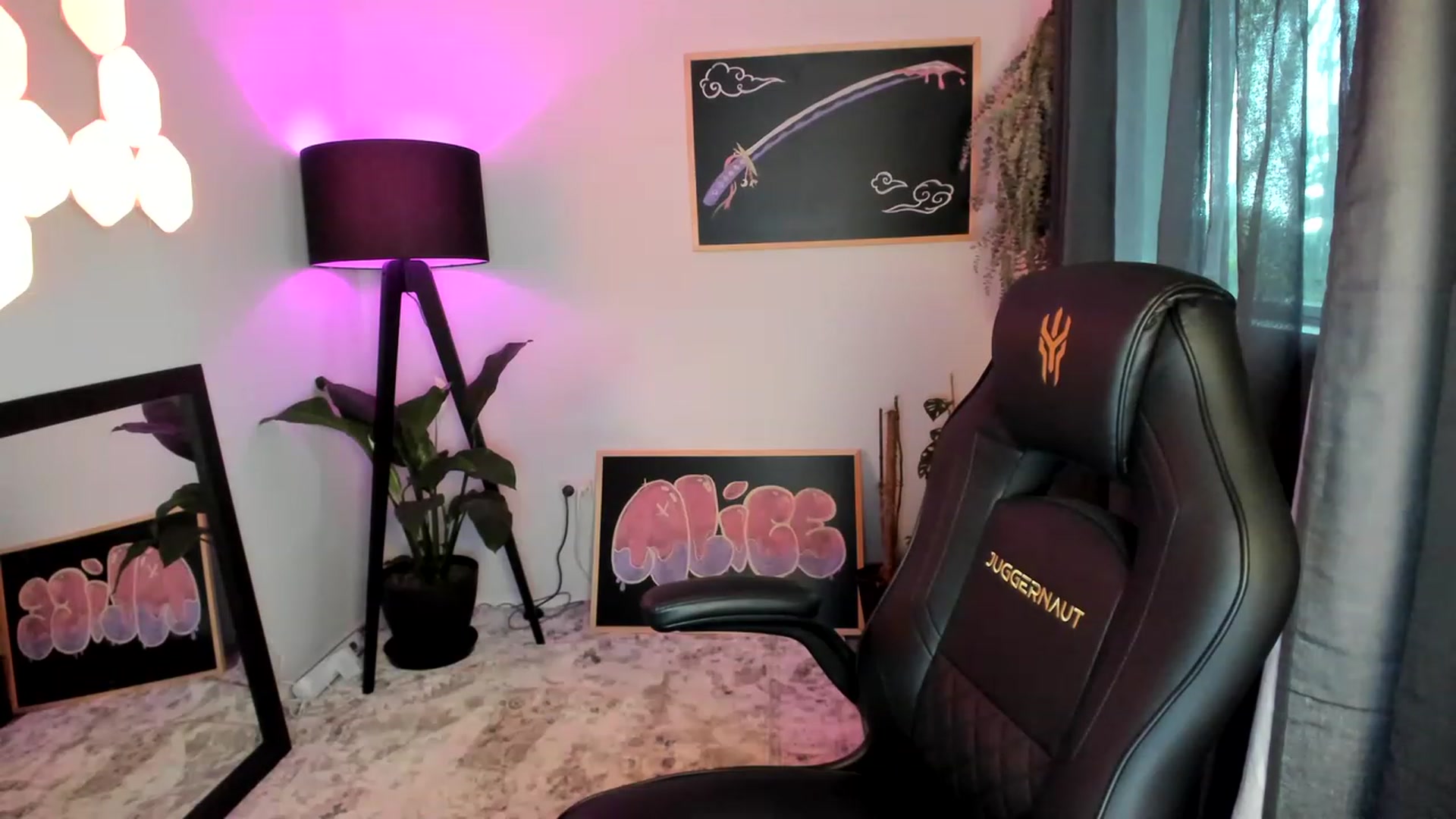 Gallery image thumbnail from Alice_NZ's myfreecams stream on, 01/27/2023, 05:08 image 8 of 20