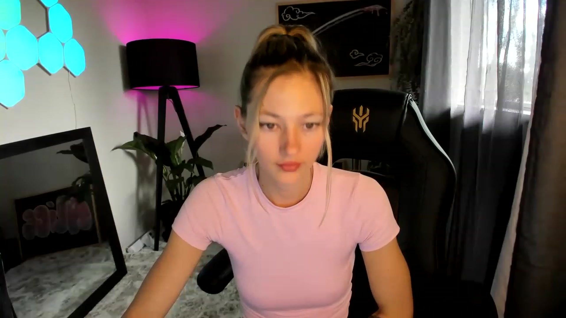 Gallery image thumbnail from Alice_NZ's myfreecams stream on, 01/28/2023, 03:03 image 18 of 20