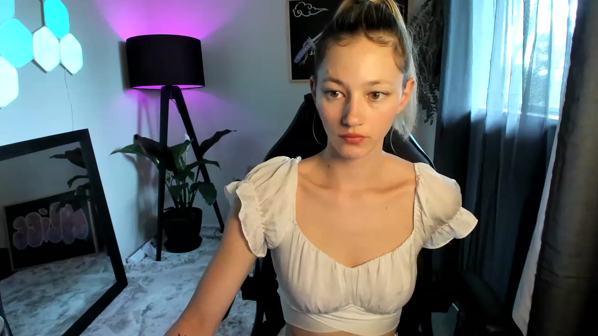 Gallery image thumbnail from Alice_NZ's myfreecams stream on, 01/29/2023, 03:28 image 15 of 20