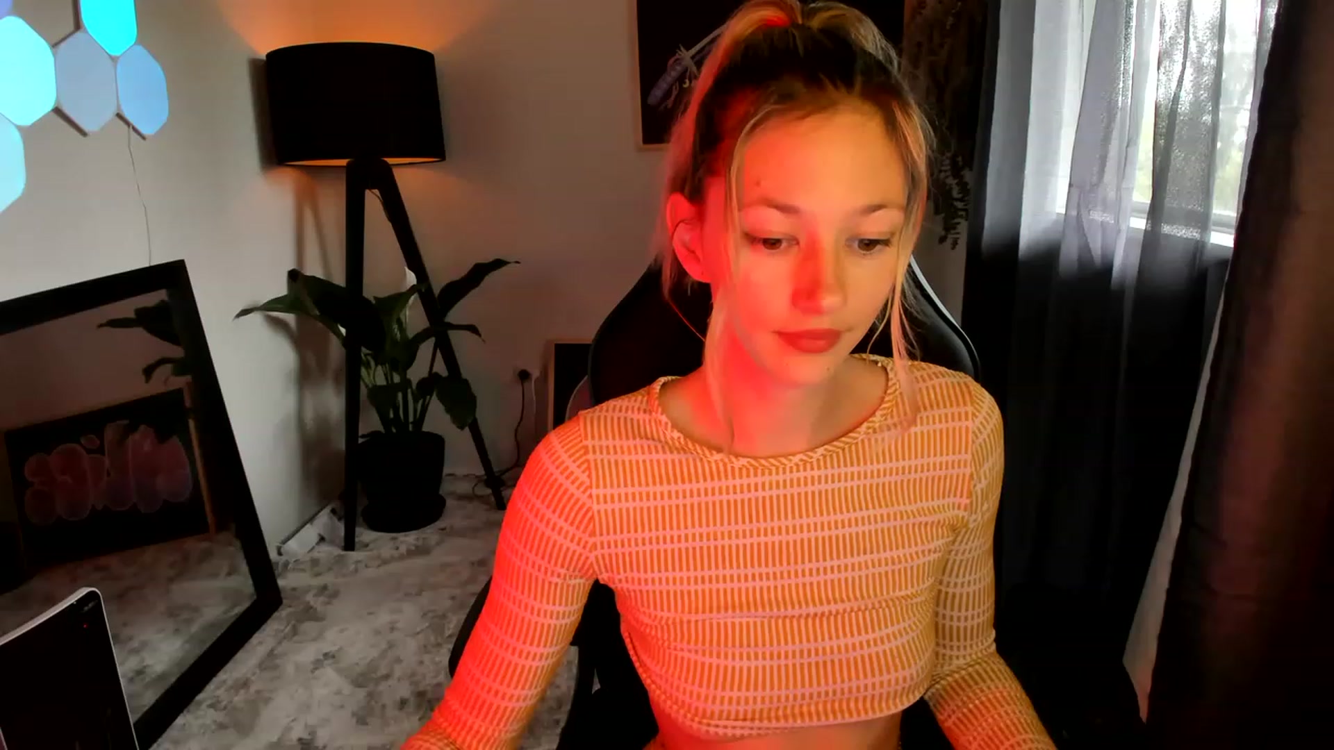 Gallery image thumbnail from Alice_NZ's myfreecams stream on, 01/31/2023, 04:21 image 5 of 20