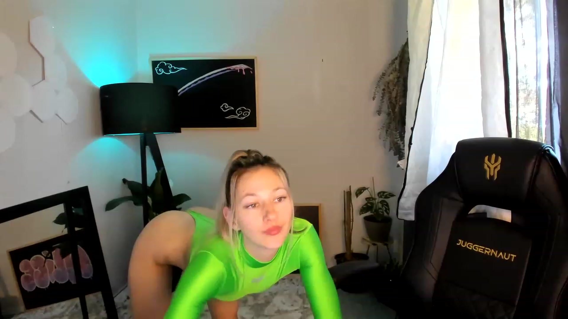 Gallery image thumbnail from Alice_NZ's myfreecams stream on, 02/09/2023, 04:12 image 6 of 20
