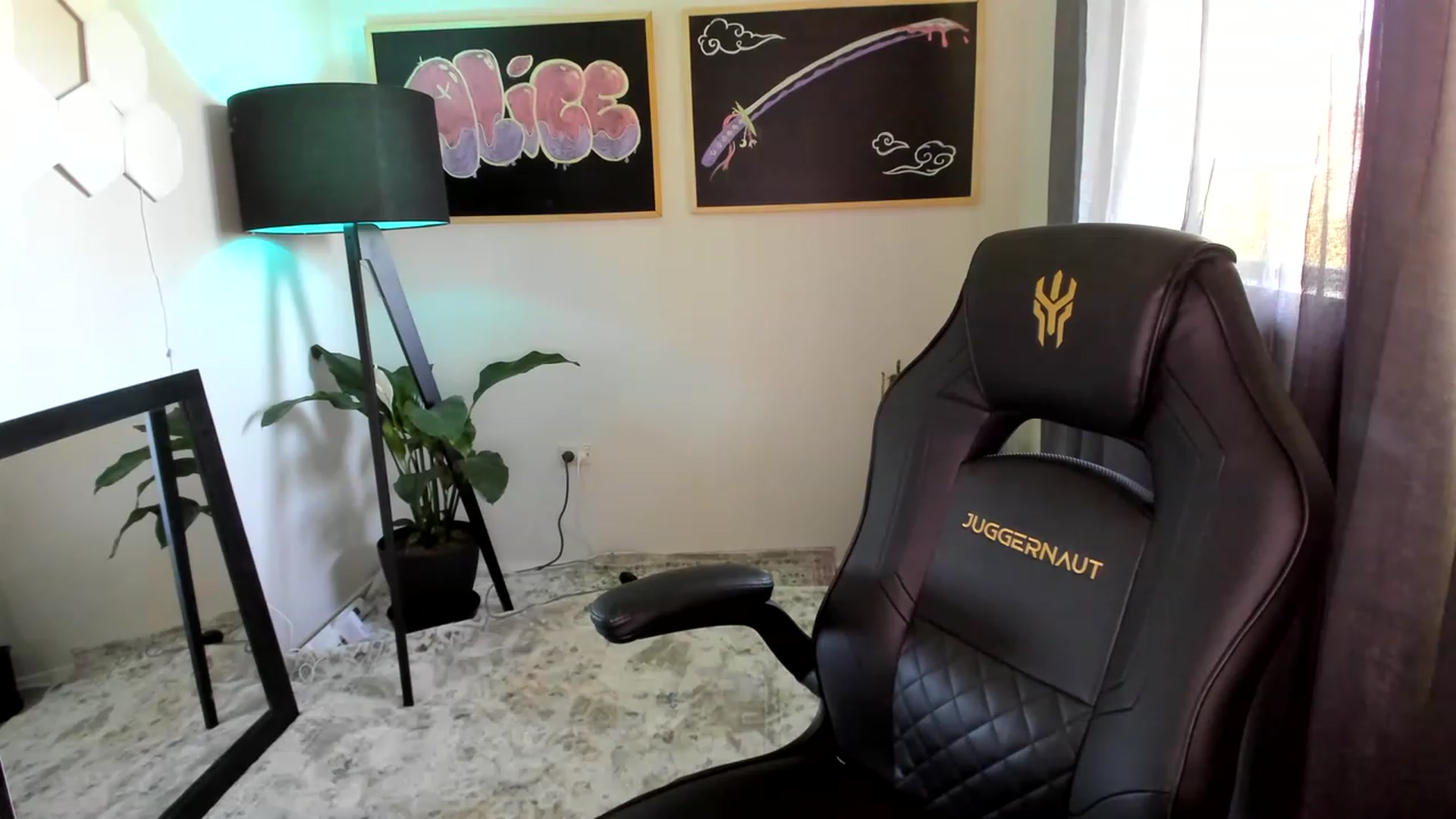 Gallery image thumbnail from Alice_NZ's myfreecams stream on, 02/21/2023, 02:44 image 13 of 20