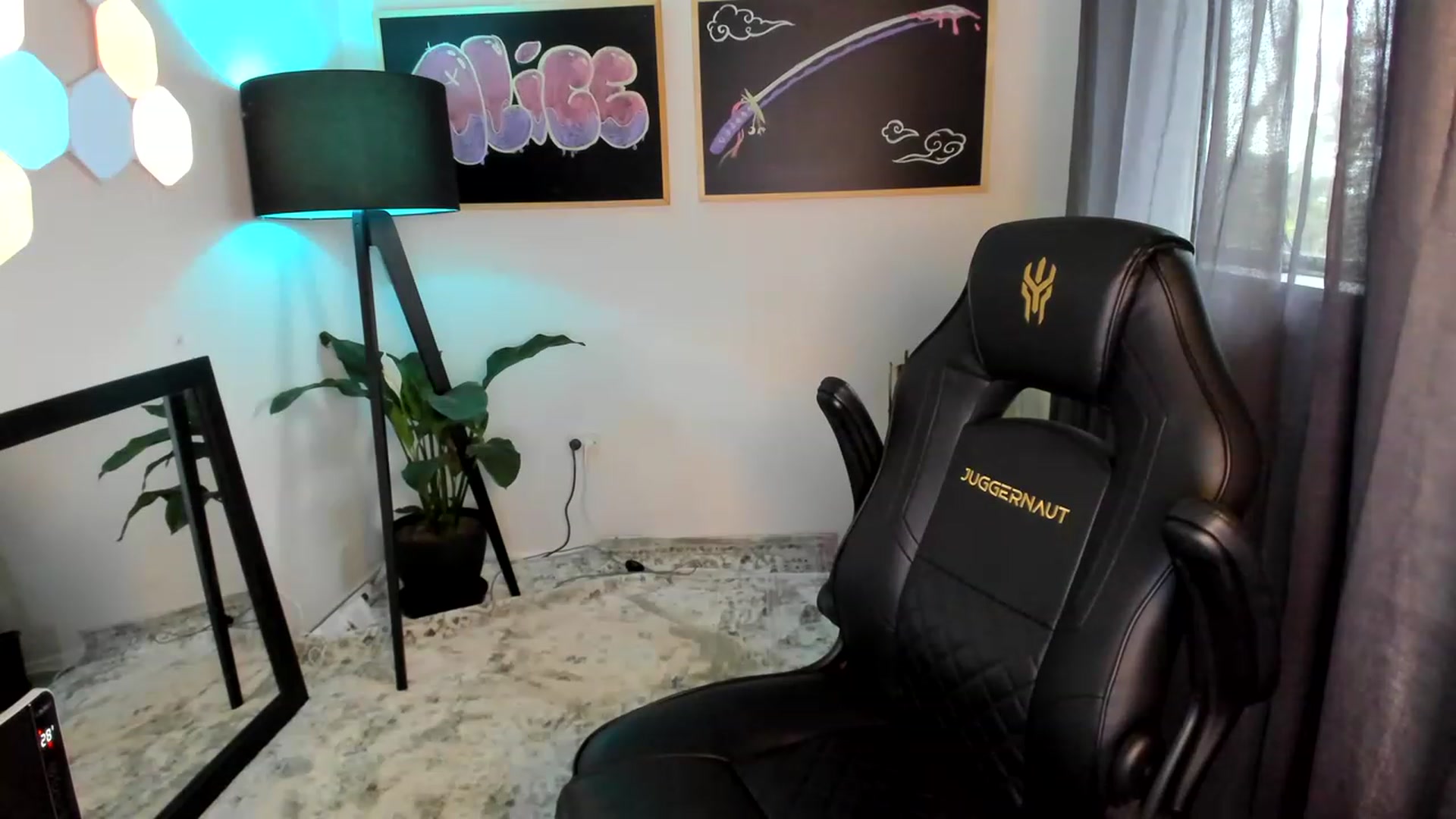 Gallery image thumbnail from Alice_NZ's myfreecams stream on, 02/24/2023, 02:24 image 16 of 20