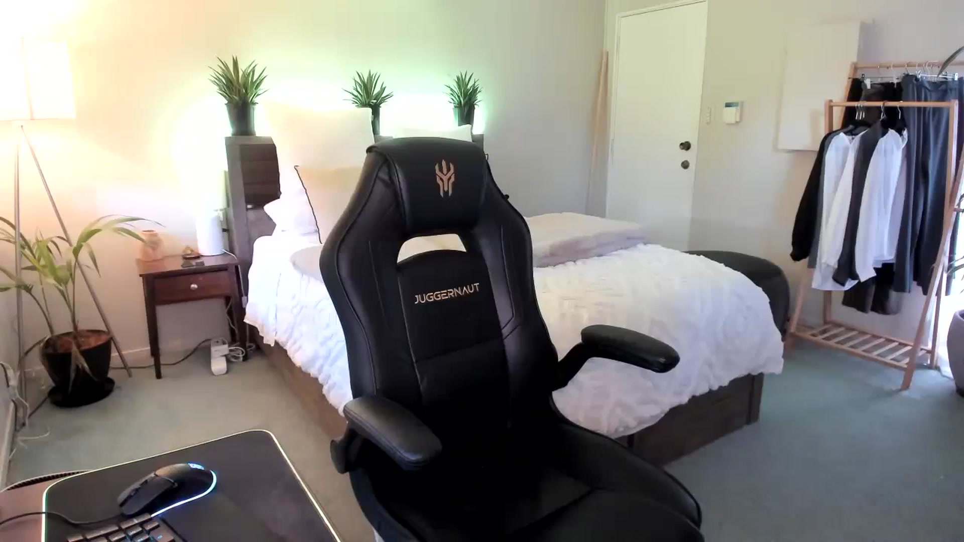 Gallery image thumbnail from Alice_NZ's myfreecams stream on, 11/08/2023, 23:58 image 9 of 20
