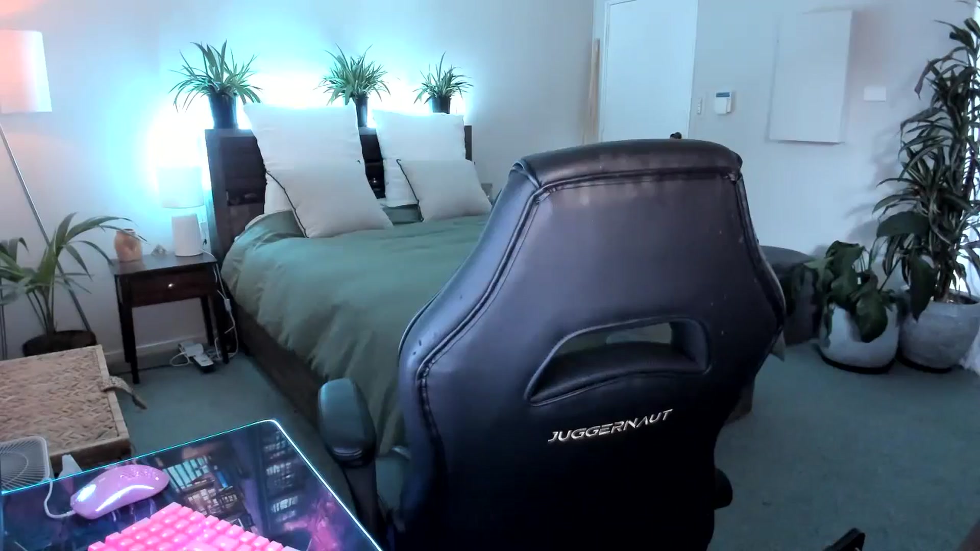 Gallery image thumbnail from Alice_NZ's myfreecams stream on, 05/14/2024, 02:10 image 3 of 20