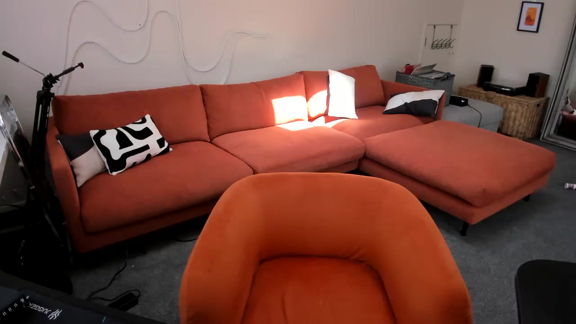 Gallery image thumbnail from Alice_NZ's myfreecams stream on, 02/11/2025, 01:34 image 19 of 20