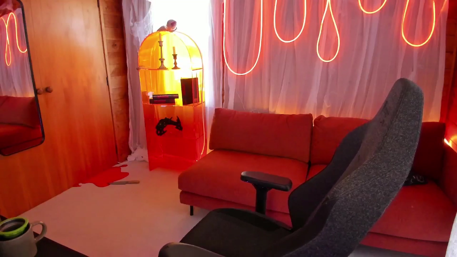 Gallery image thumbnail from Alice_NZ's myfreecams stream on, 10/31/2025, 23:17 image 19 of 20